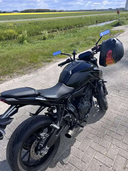 Yamaha MT-07 - foto 4