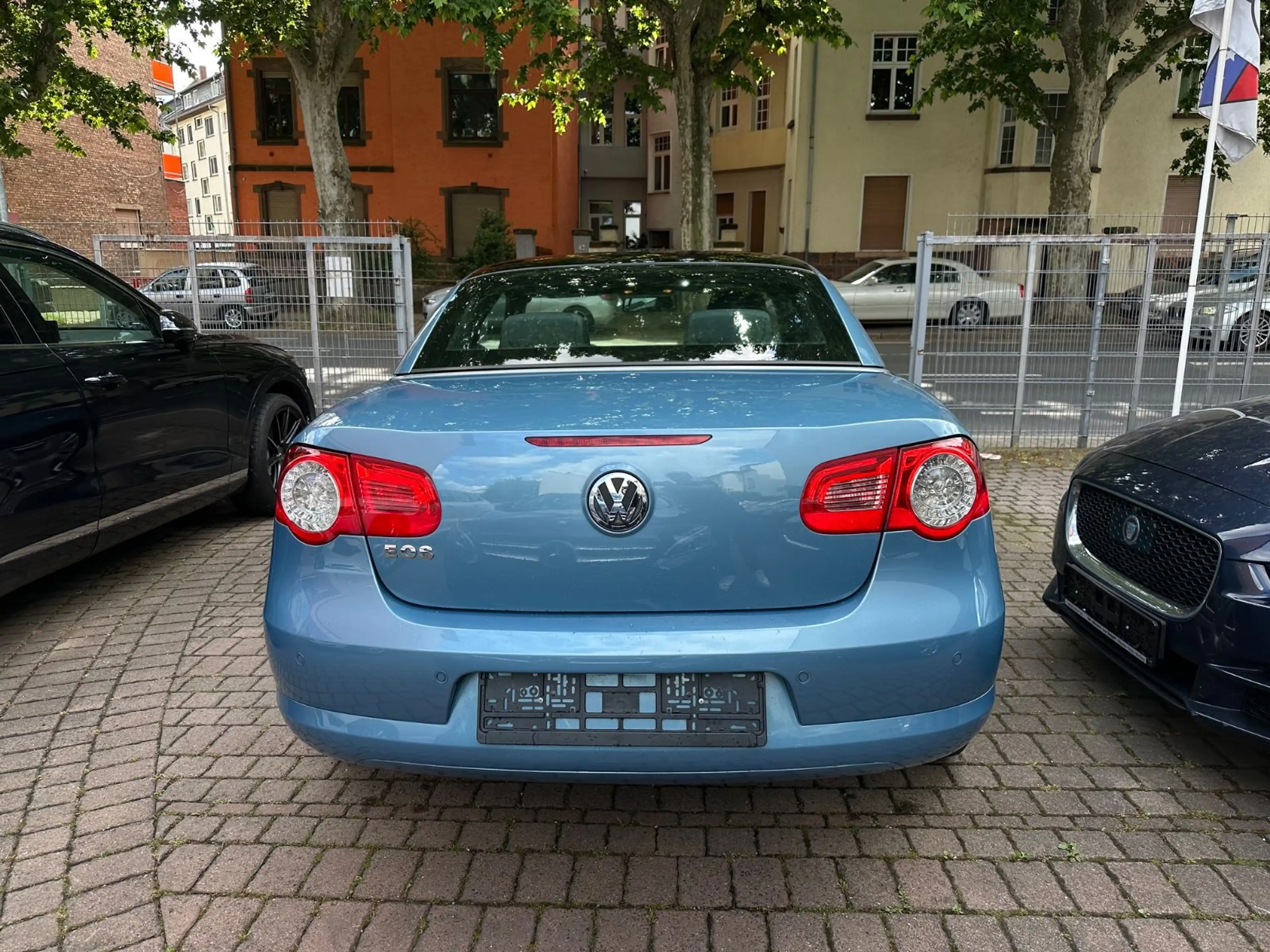 Volkswagen Eos 2.0 TDI 1.Hand ! Panaromadach/Klima/Navi — photo 11