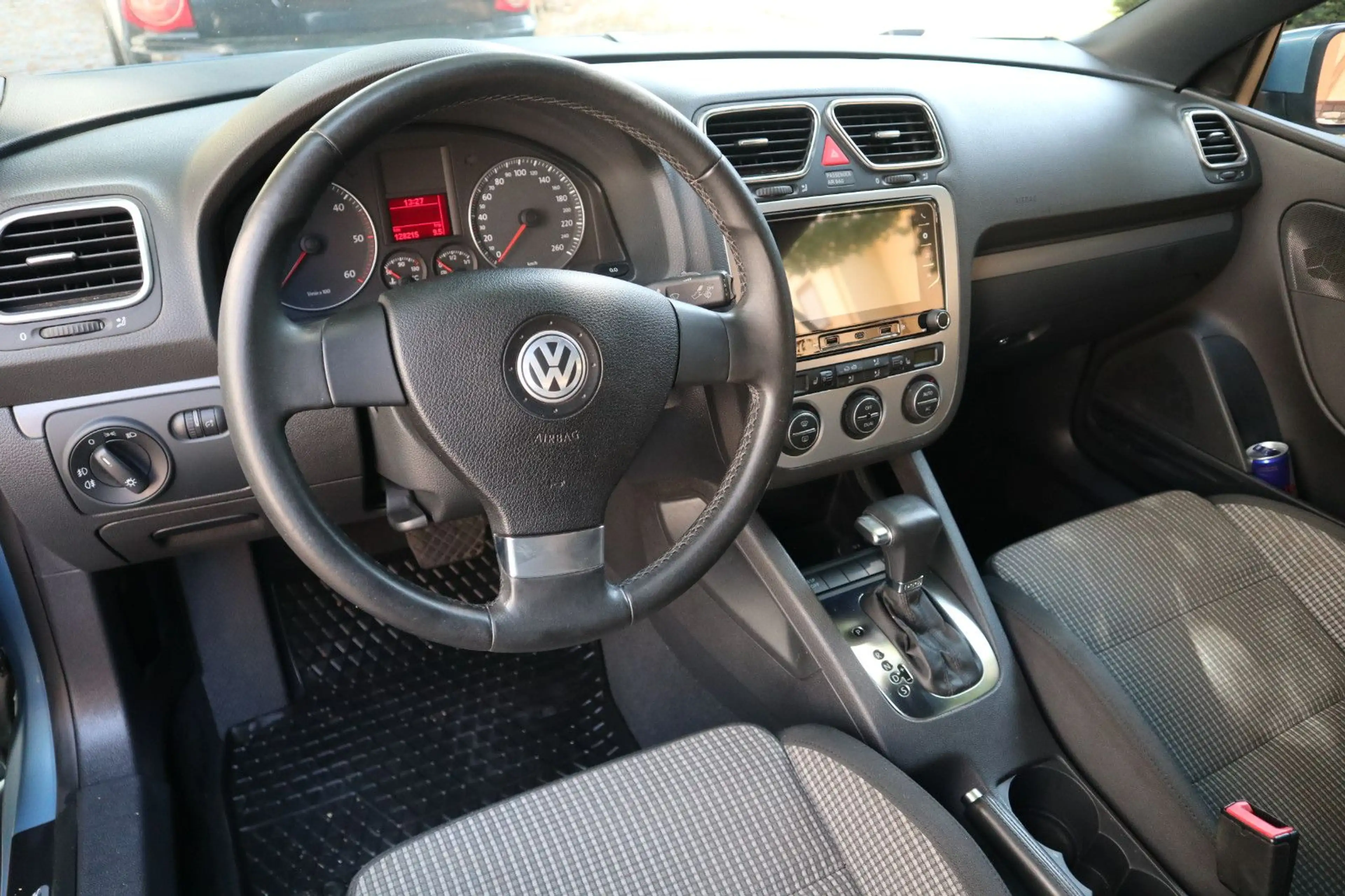 Volkswagen Eos 2.0 TDI 1.Hand ! Panaromadach/Klima/Navi — photo 8