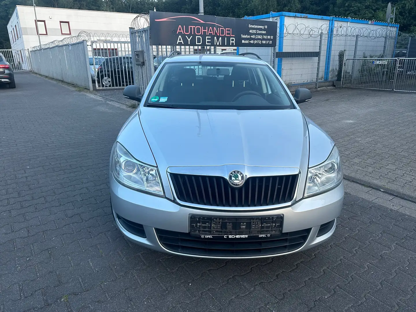 Skoda Octavia Classic/6/gang/1/HAND/EURO 5 KAT Zilver - 2