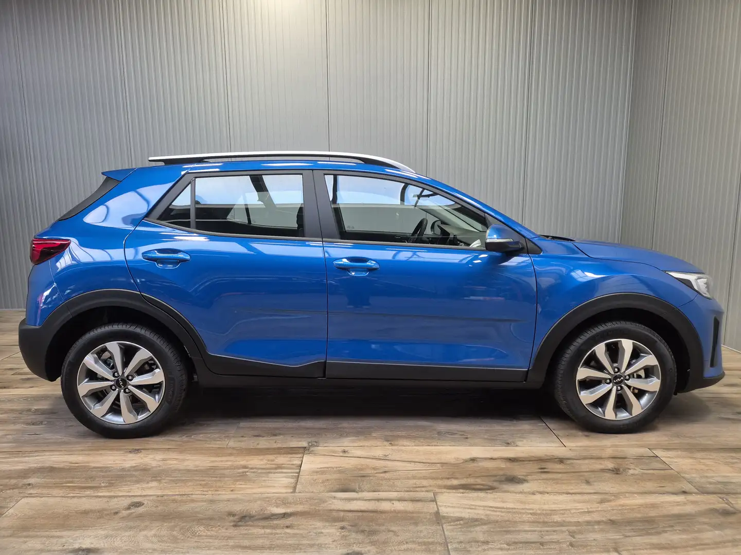 Kia Stonic 1.0T-GDI 100pk Style. Blauw - 1