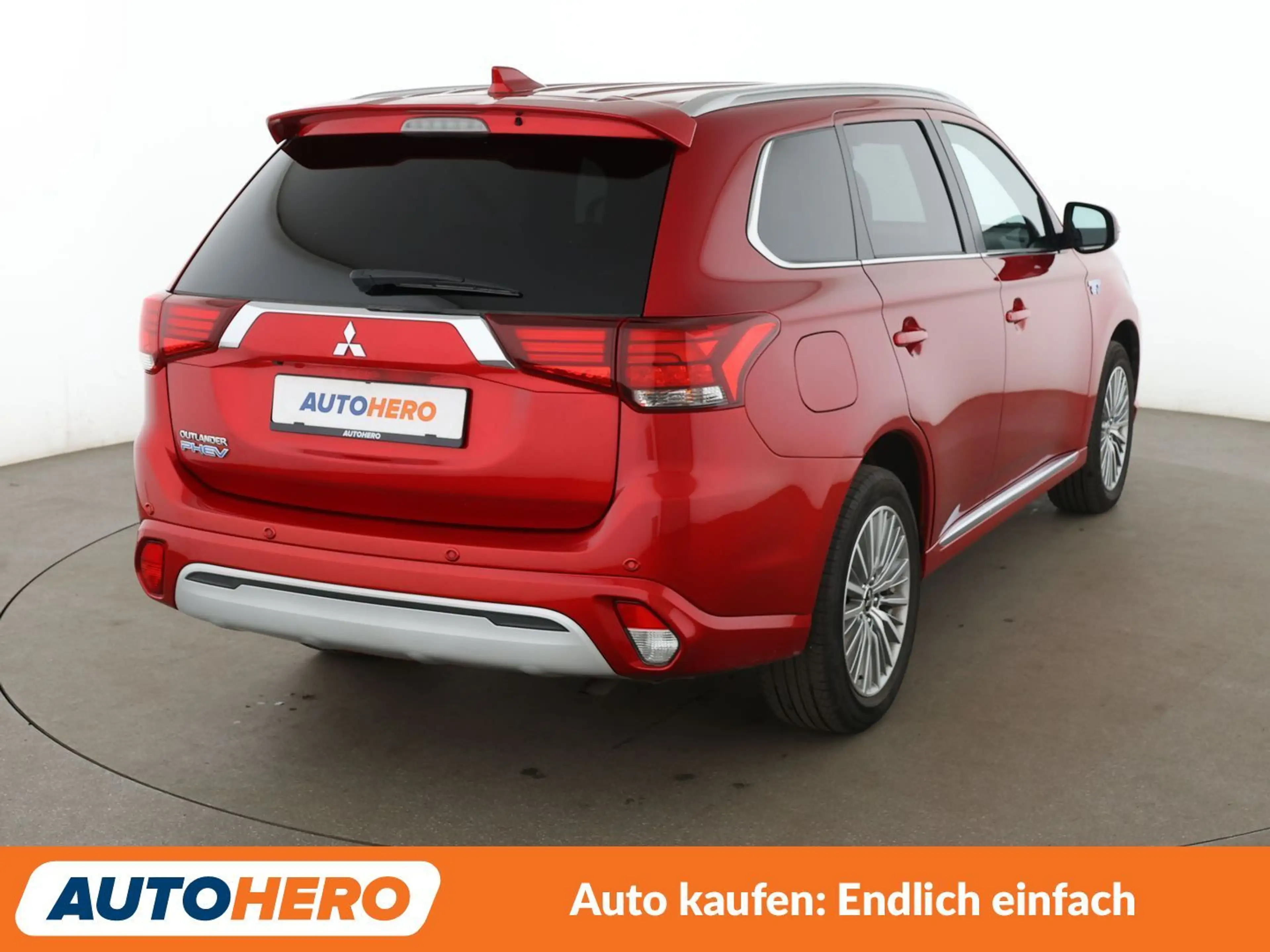 Mitsubishi Outlander 2.4 PHEV Plus Spirit 4WD Aut.*NAVI*BiLED*360CAM* — photo 6