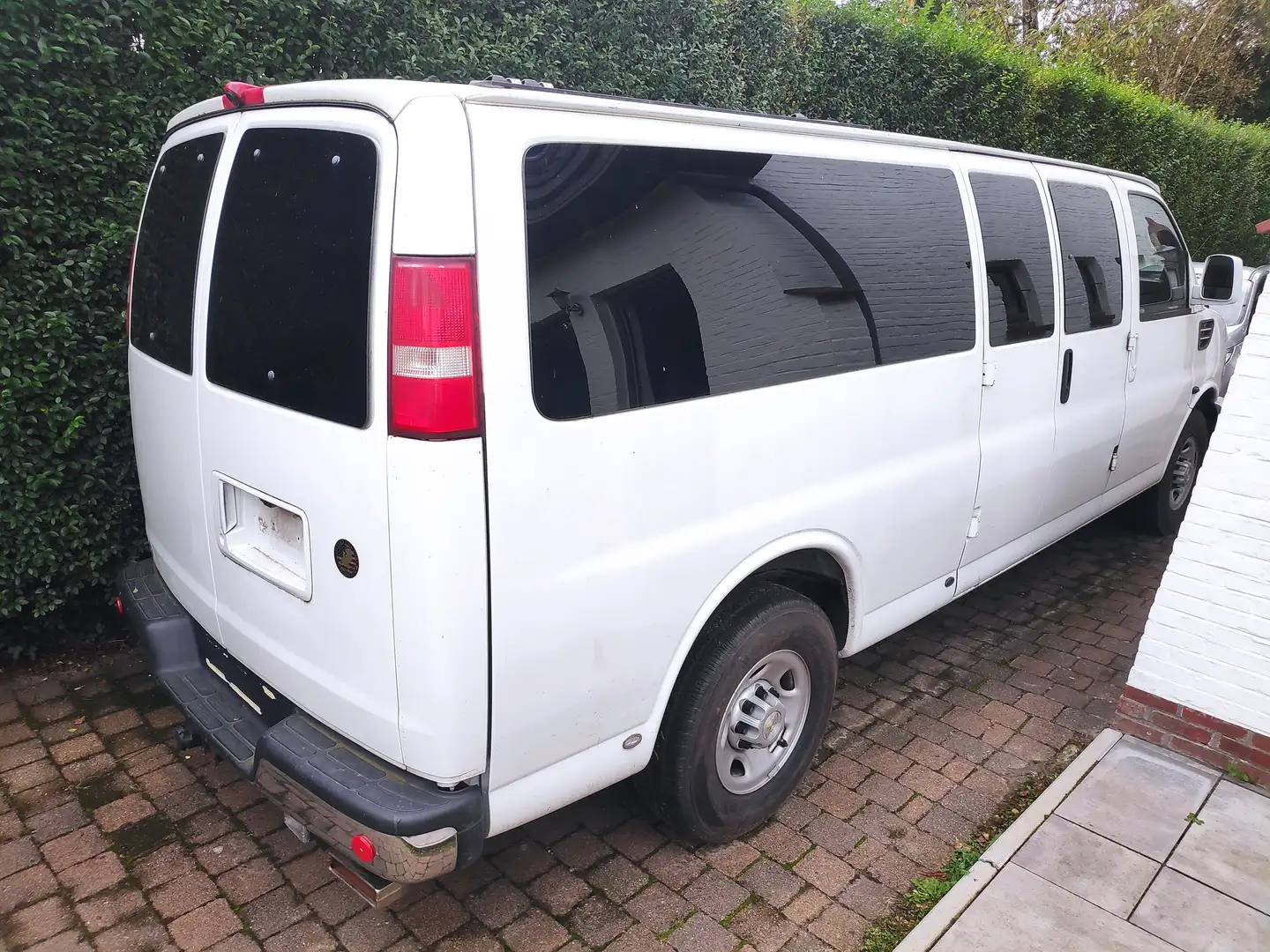 Chevrolet Express 2500 Bílá - 2