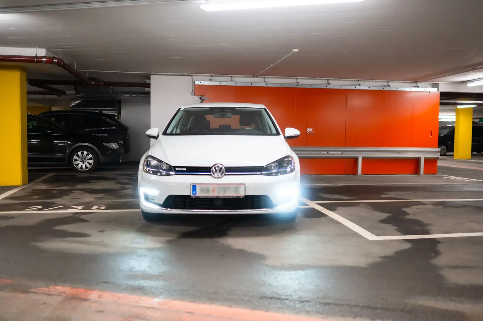 Volkswagen e-Golf e-Golf 35,8kWh (mit Batterie) Weiß - 1