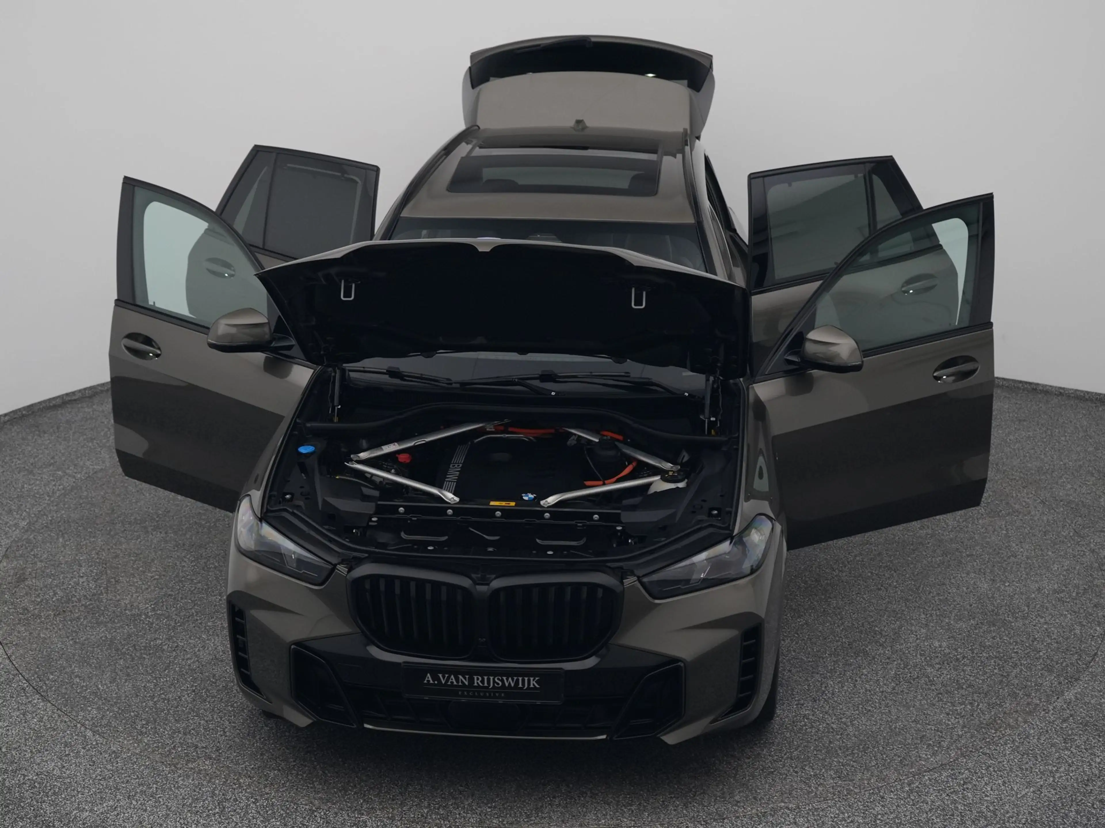 BMW X5 xDrive50e M-Sport | PANO | CAMERA | LUCHTVERING | — photo 27