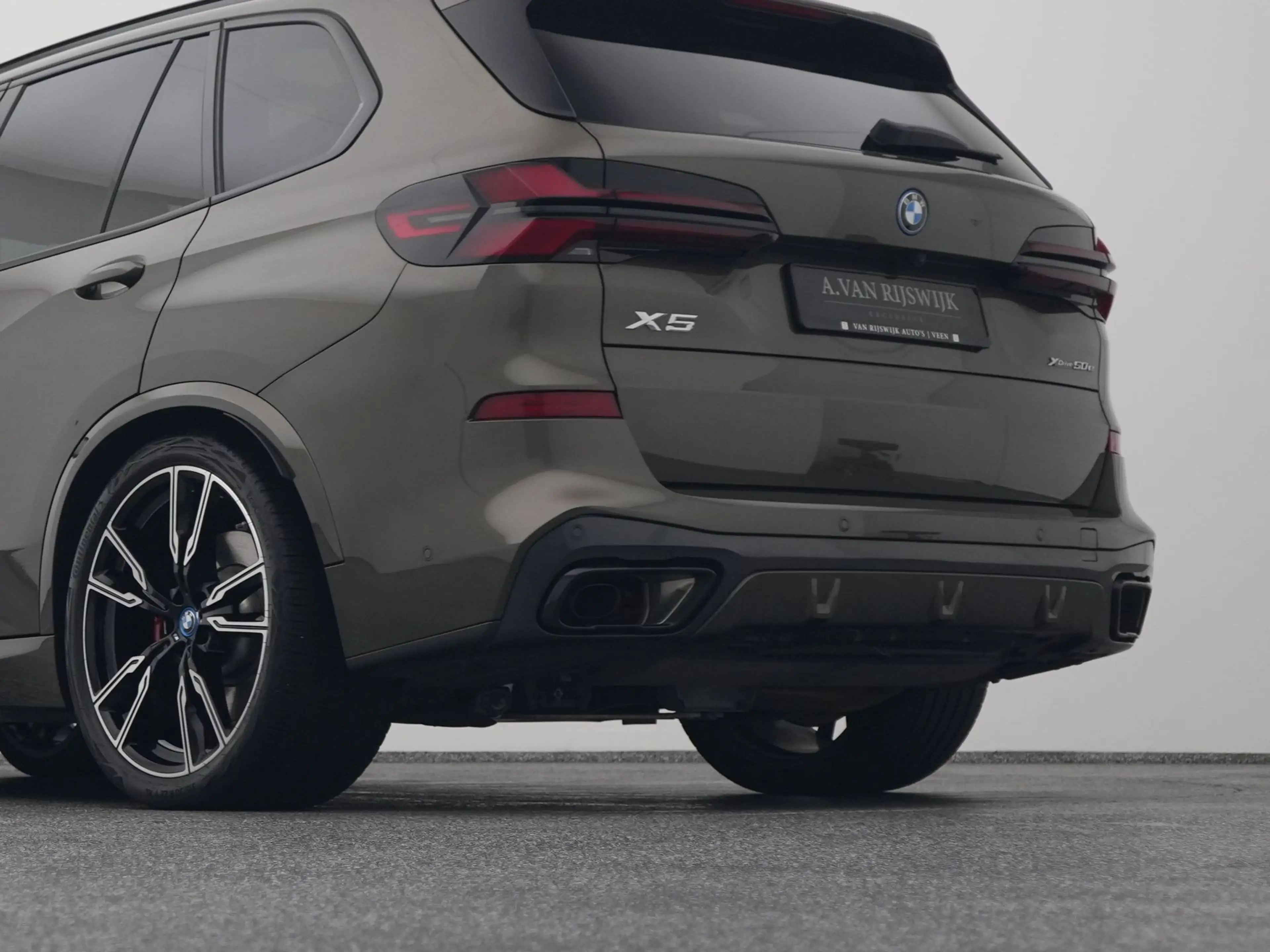 BMW X5 xDrive50e M-Sport | PANO | CAMERA | LUCHTVERING | — photo 22