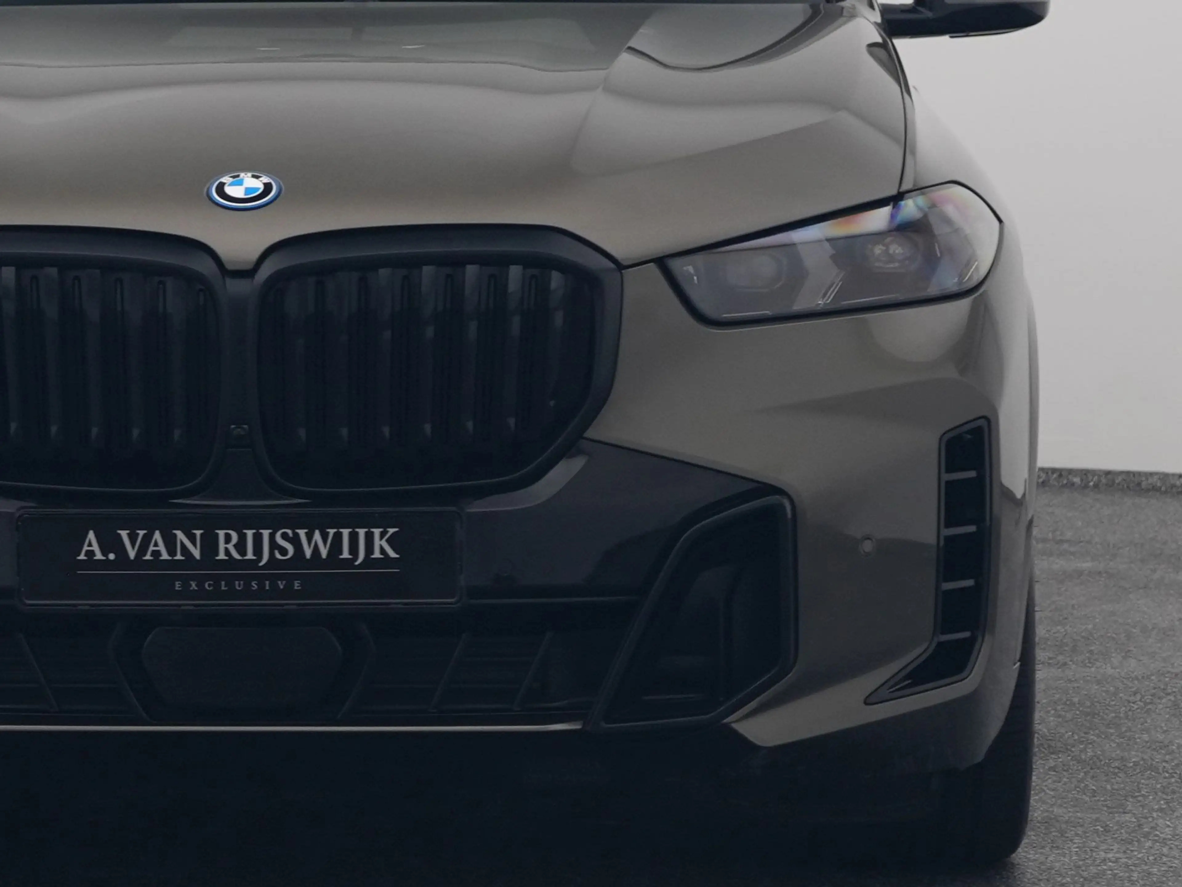 BMW X5 xDrive50e M-Sport | PANO | CAMERA | LUCHTVERING | — photo 19