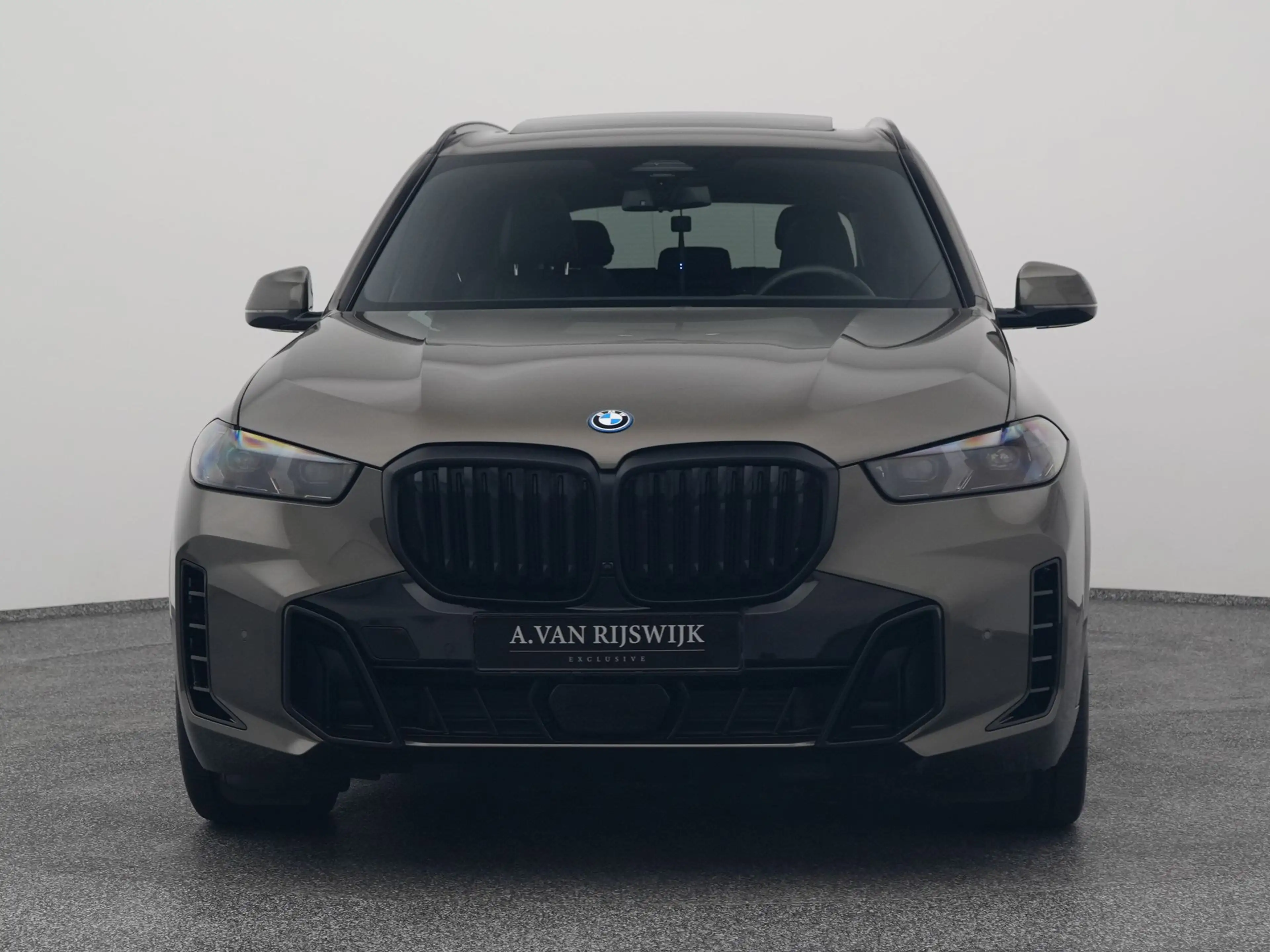 BMW X5 xDrive50e M-Sport | PANO | CAMERA | LUCHTVERING | — photo 9