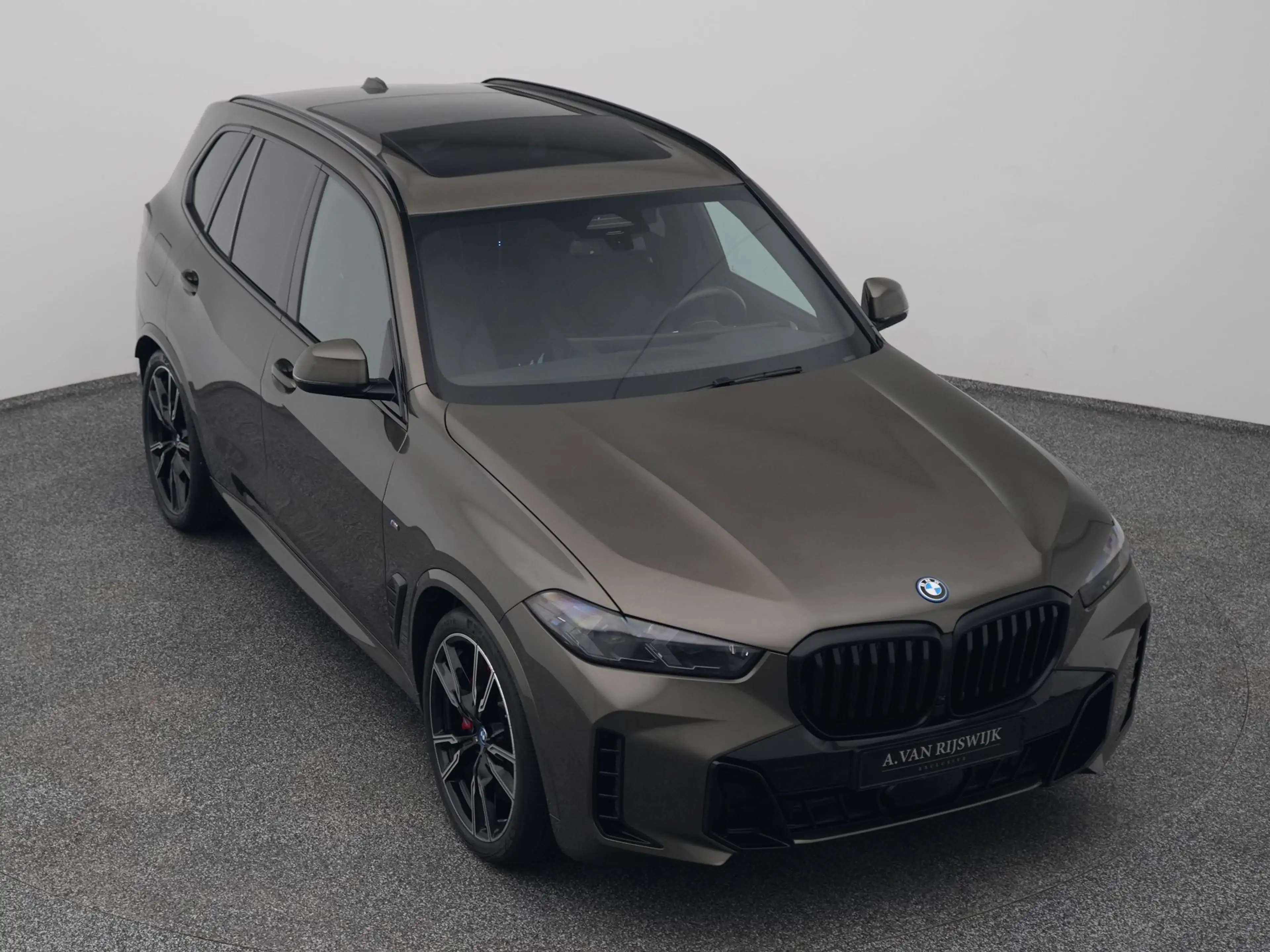 BMW X5 xDrive50e M-Sport | PANO | CAMERA | LUCHTVERING | — photo 24