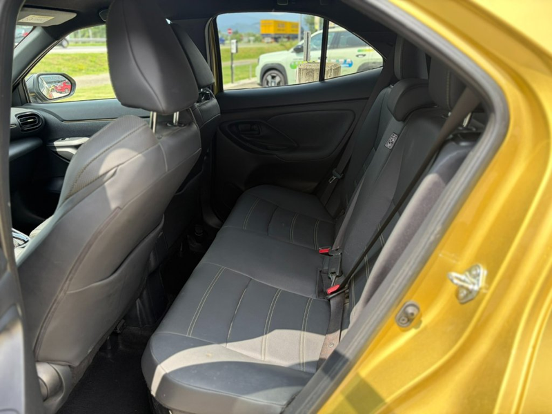 Toyota Yaris Cross 1,5 VVT-i Hybrid AWD Premiere Aut. — photo 11