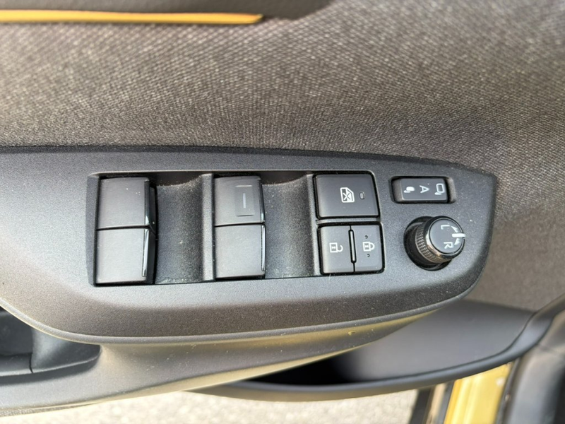 Toyota Yaris Cross 1,5 VVT-i Hybrid AWD Premiere Aut. — photo 13