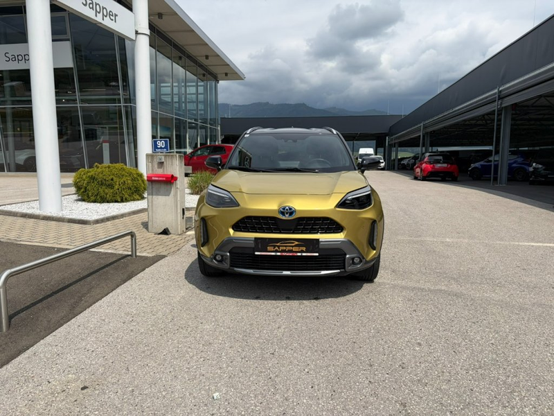 Toyota Yaris Cross 1,5 VVT-i Hybrid AWD Premiere Aut. — photo 2