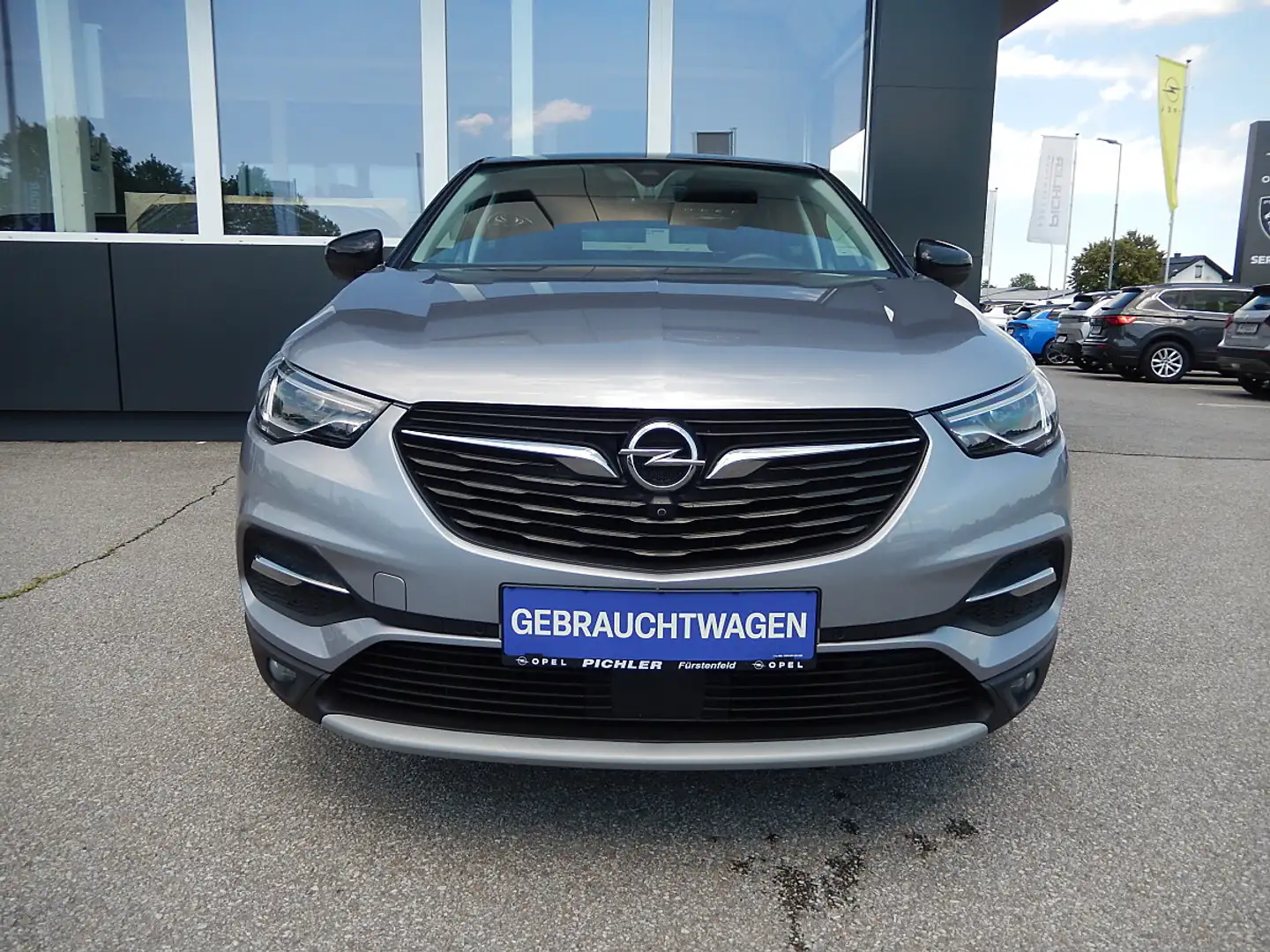 Opel Grandland X 1,6 Turbo PHEV Innovation Silber - 2