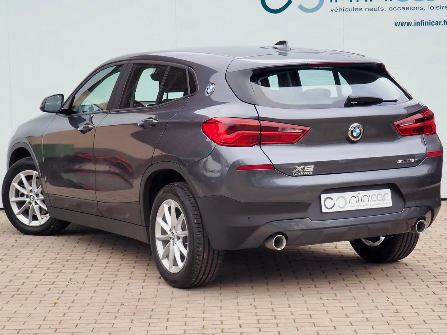 BMW X2 X2 sDrive 18d 150 ch BVA8 Lounge + Options Gris - 2
