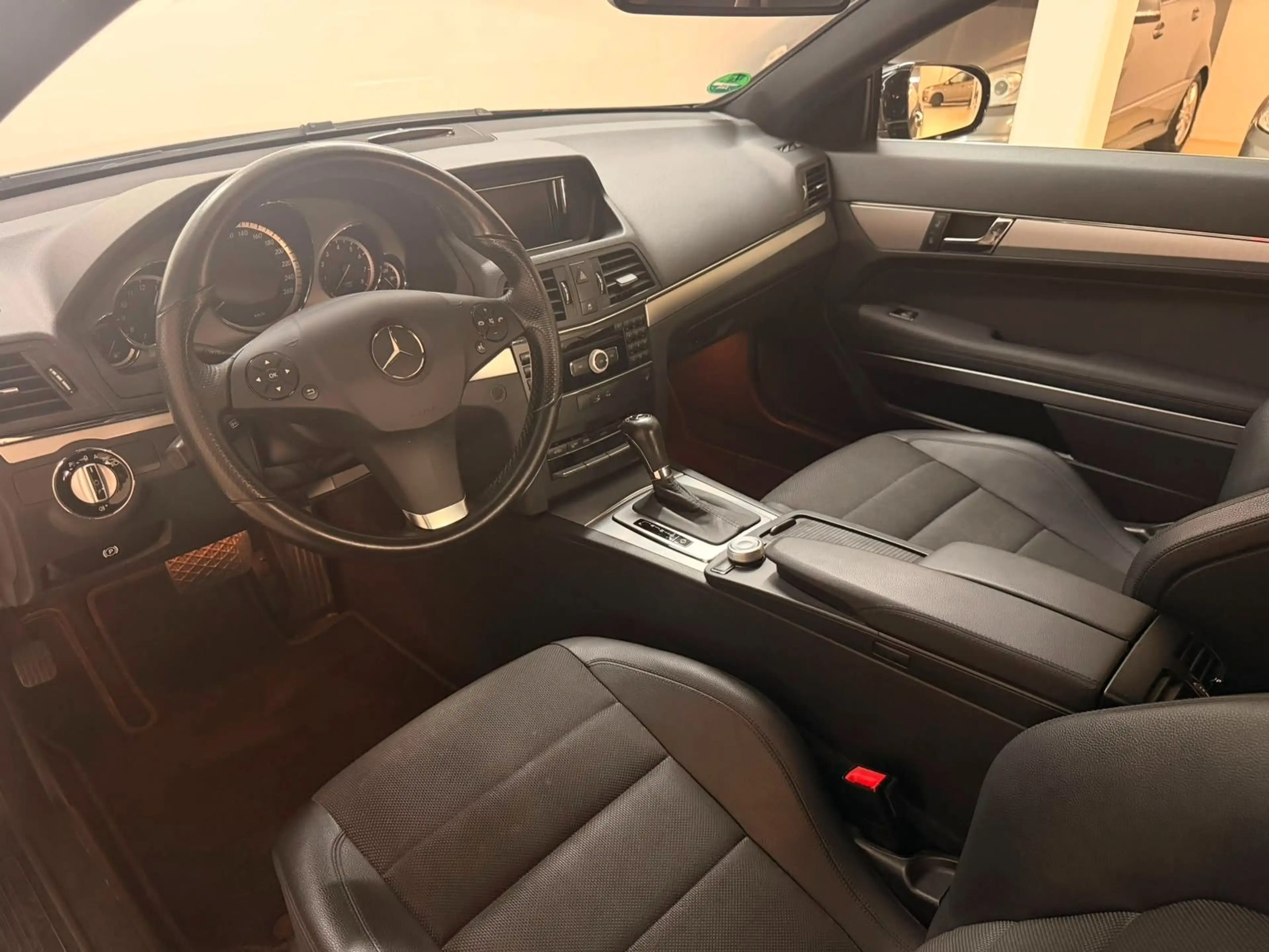 Mercedes-Benz E 350 Coupe V6 292PS *1.HND *NAVI *TEMPO *SHZ — photo 12