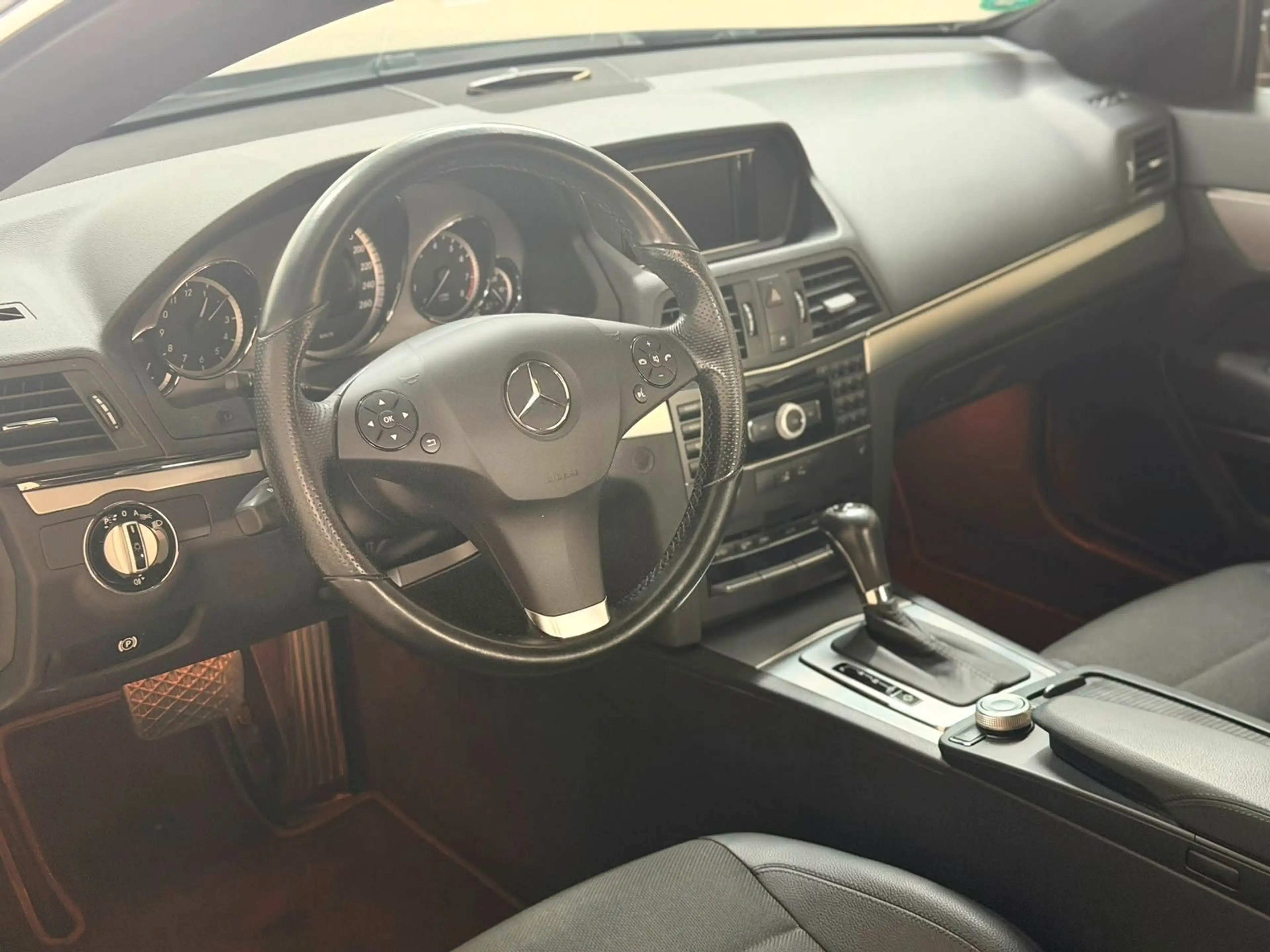 Mercedes-Benz E 350 Coupe V6 292PS *1.HND *NAVI *TEMPO *SHZ — photo 13