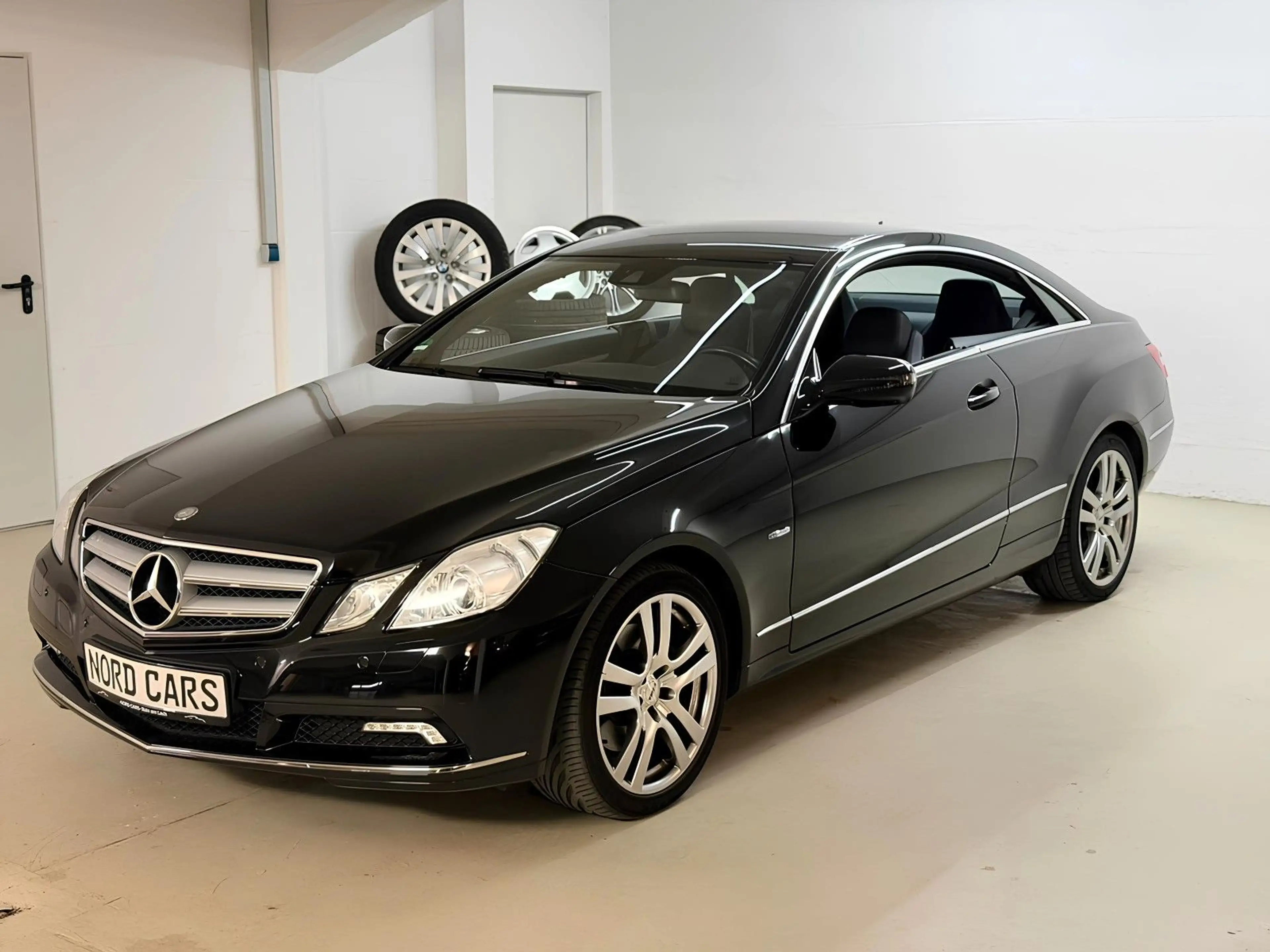 Mercedes-Benz E 350 Coupe V6 292PS *1.HND *NAVI *TEMPO *SHZ — photo 4
