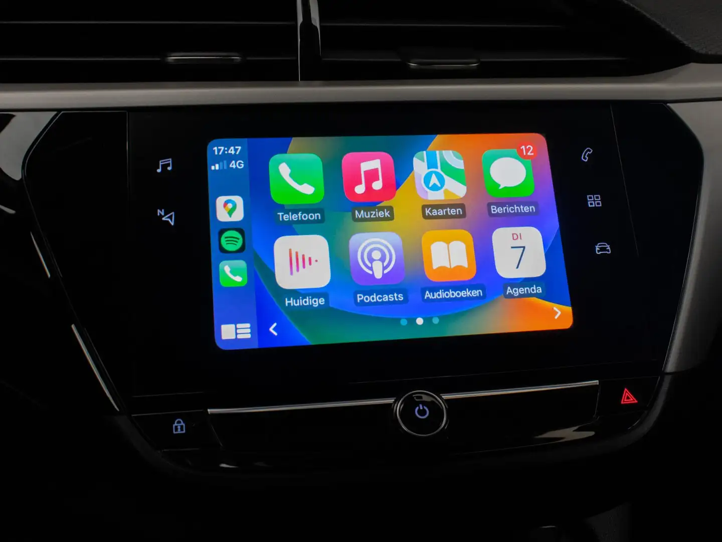 Opel Corsa 1.2 Edition Sport (APPLE CARPLAY,NAVI,LANE ASSIST, Grijs - 2