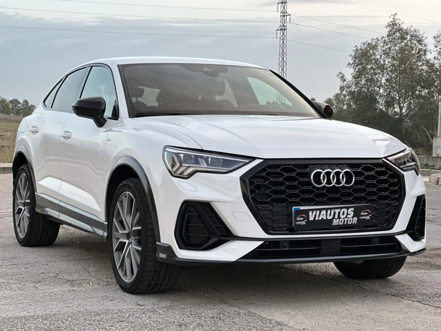 Audi Q3 Sportback 35 TFSI Black line S tronic Blanco - 2