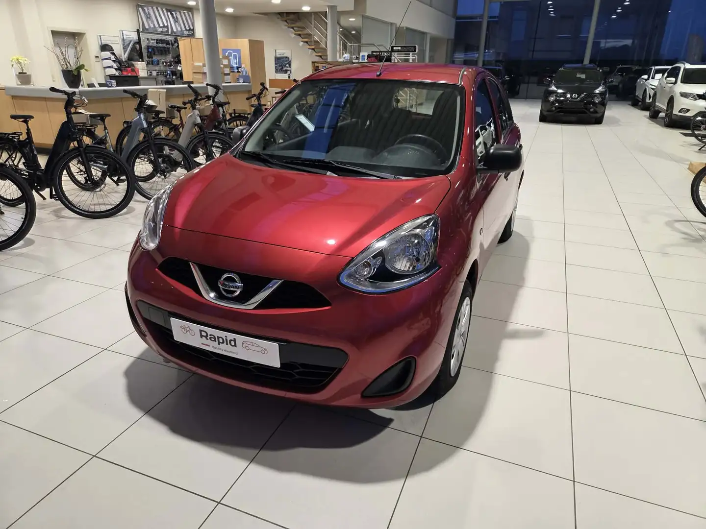 Nissan Micra Micra 1.2i Acenta Rouge - 2