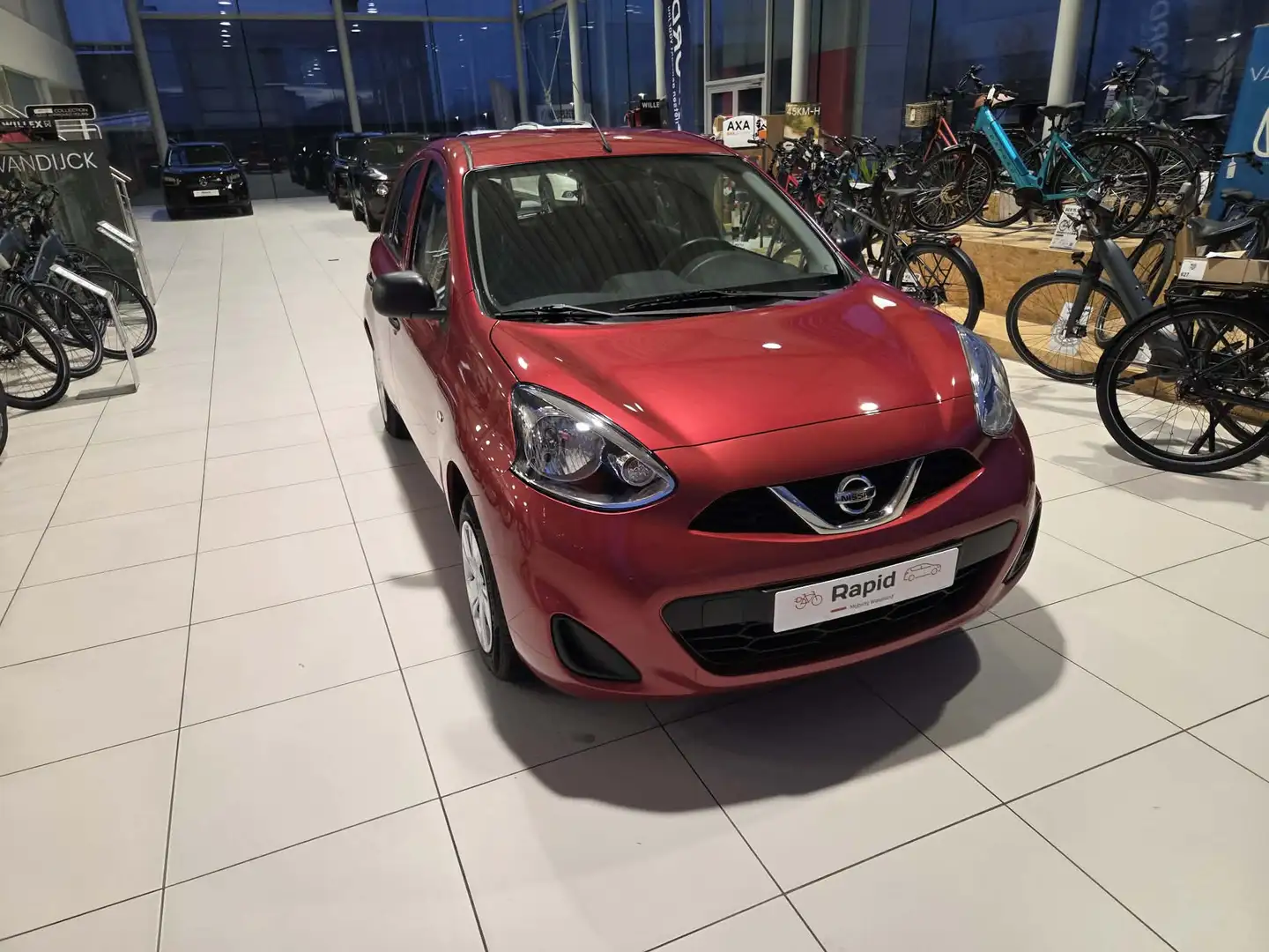 Nissan Micra Micra 1.2i Acenta Rouge - 1