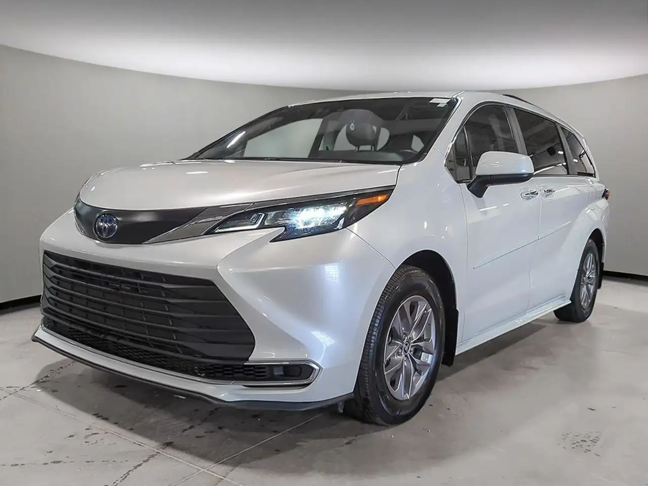 2024 Toyota Sienna