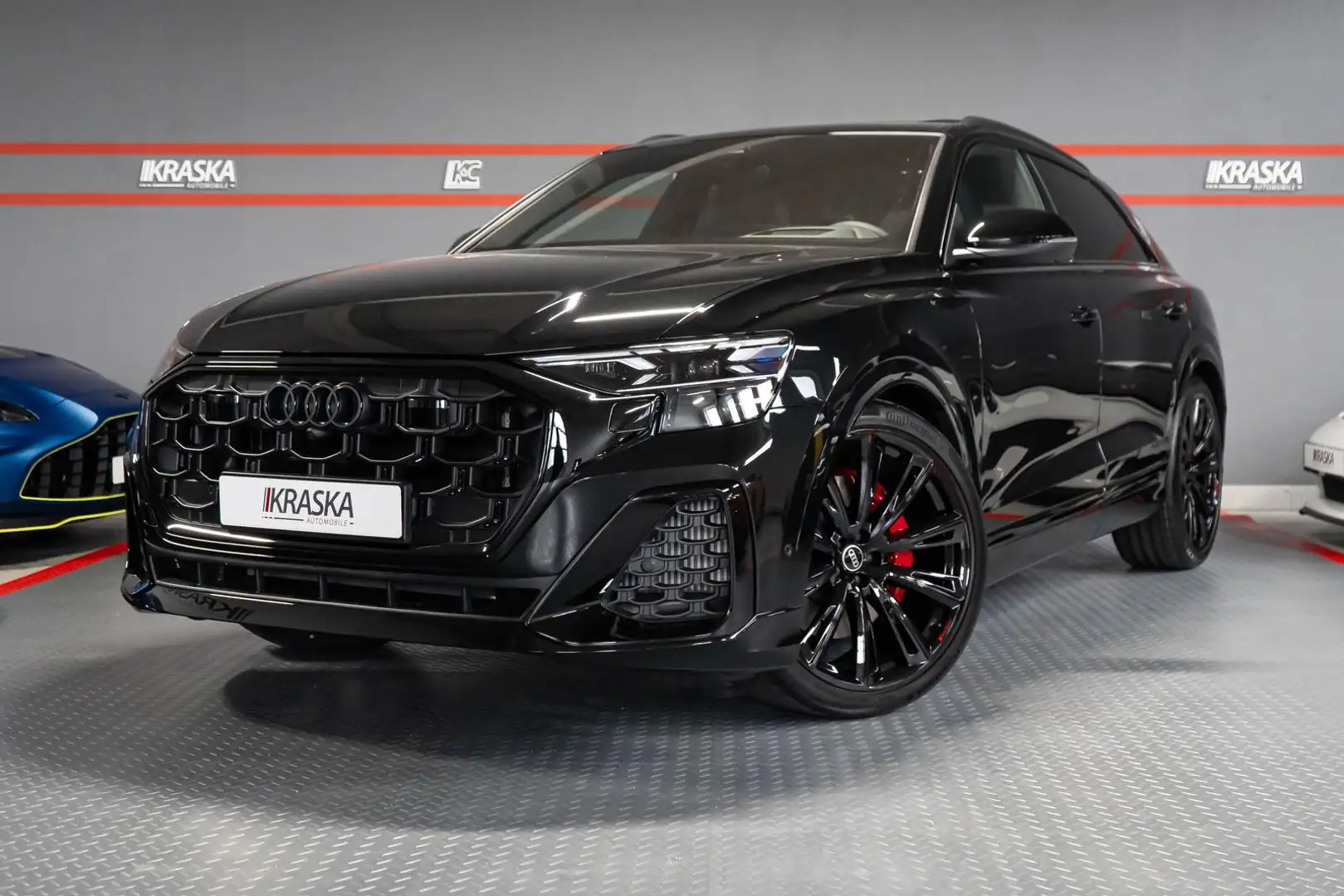 Audi SQ8 4.0 TFSI quattro AHK PANO B&O STHZ FACELIFT Schwarz - 2