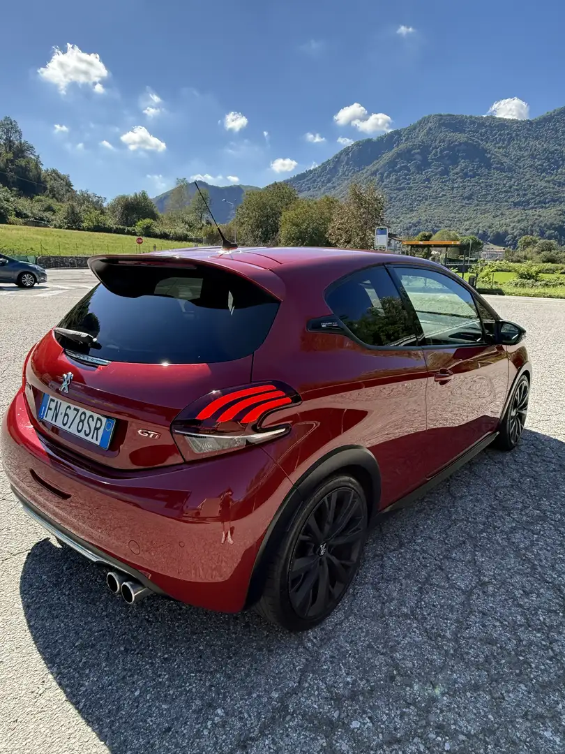 Peugeot 208 Gti  by Peugeot sport Rosso - 1