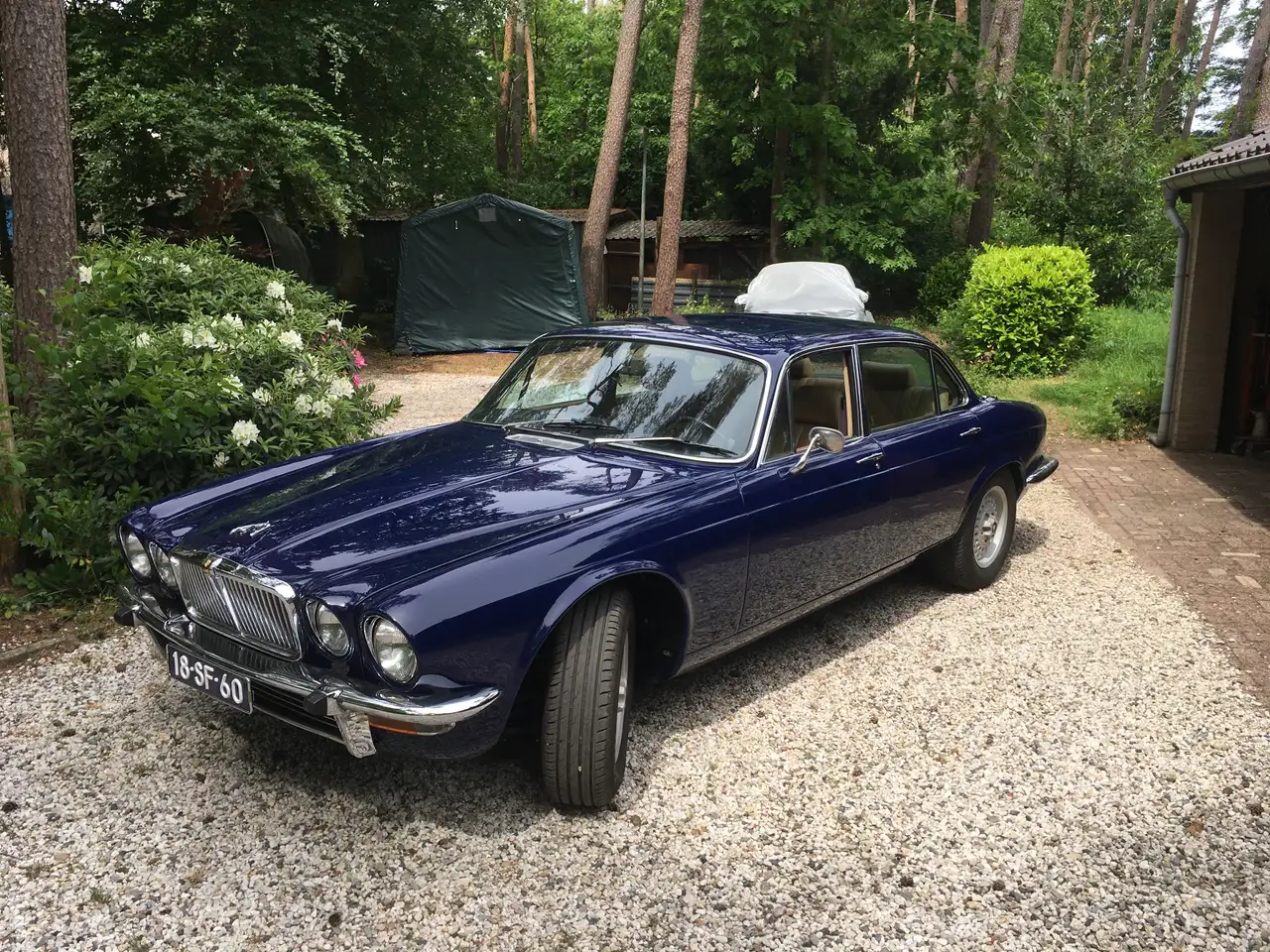 Jaguar XJ6 Serie 2, foto 2