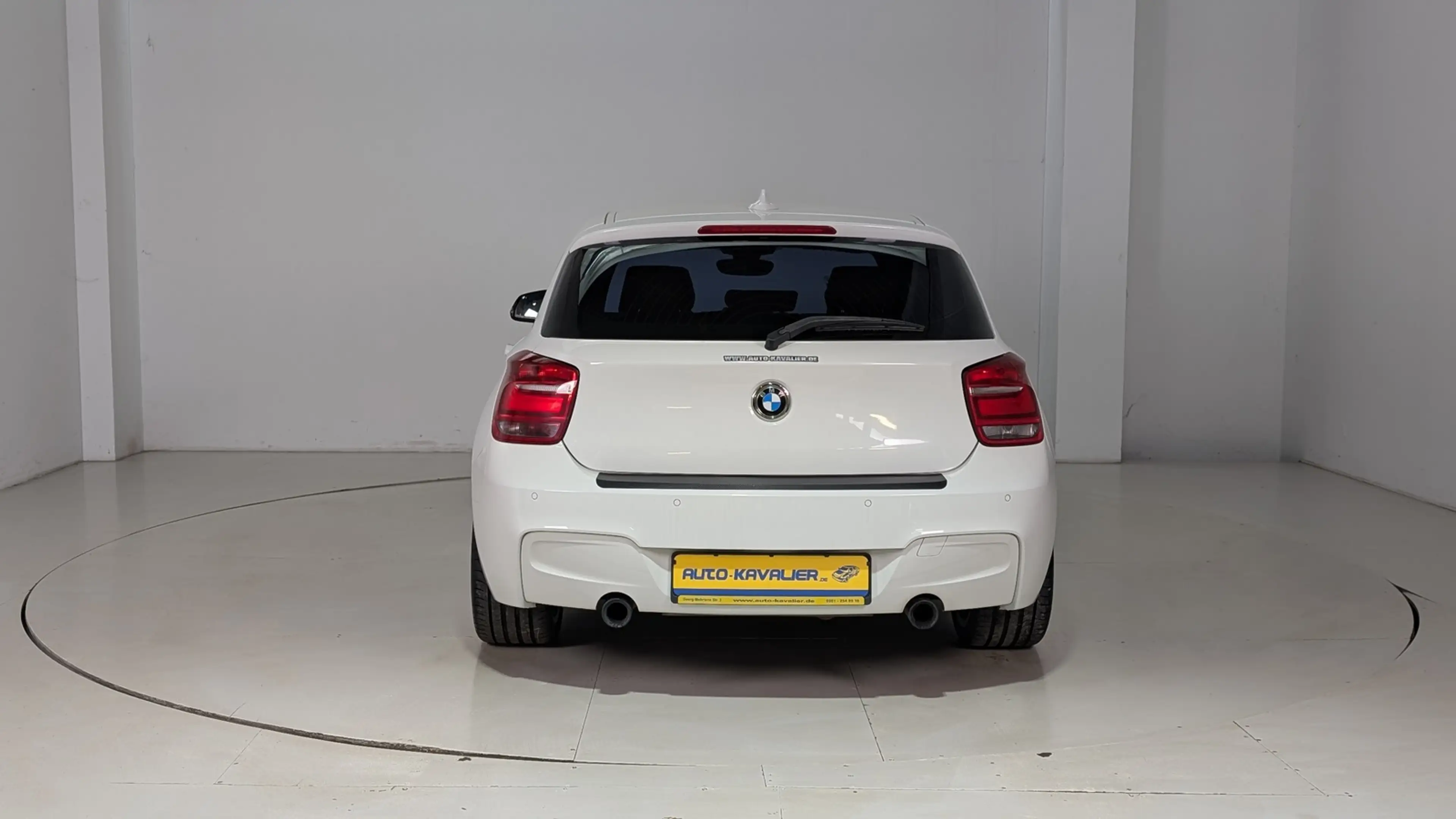 BMW 135 M135i xDrive — photo 6