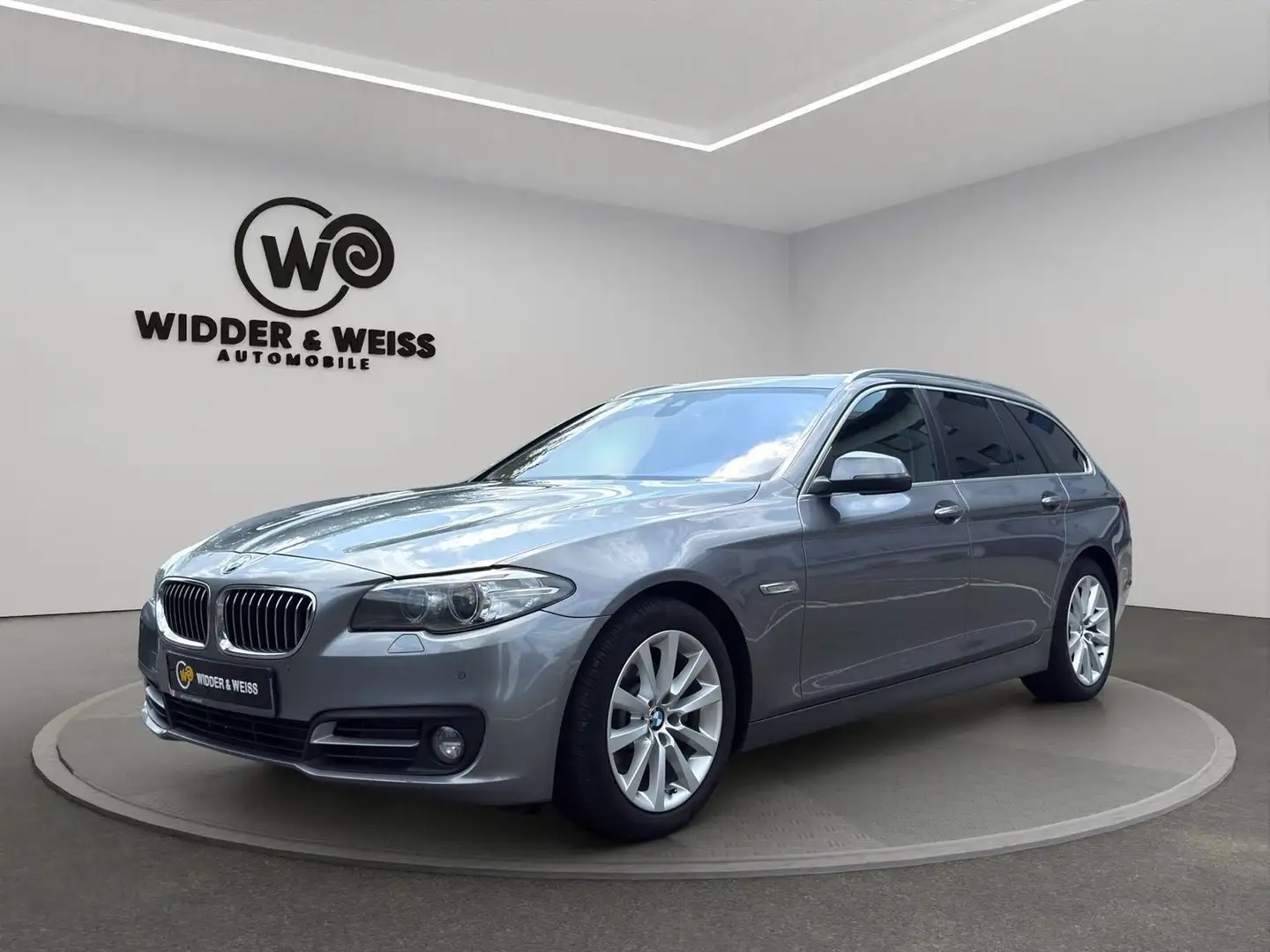 BMW 520 D AUTOMATIK/PANO/LEDER/NAVI/KAMERA/H&K/S-HEFT Gris - 1
