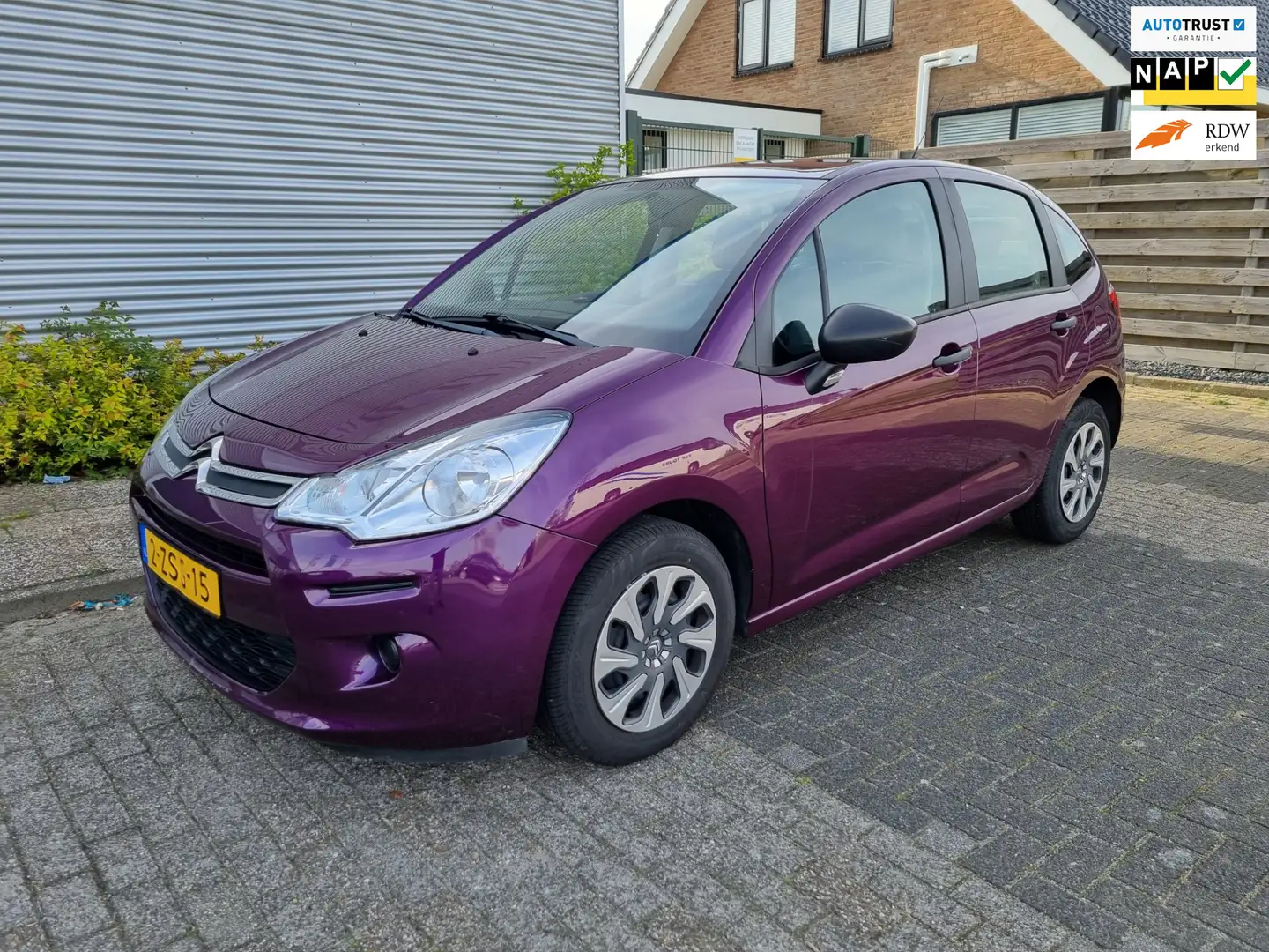 Citroen C3 1.0 PureTech Attraction 5-Drs Airco! Bj:2015 NAP! Mor - 1