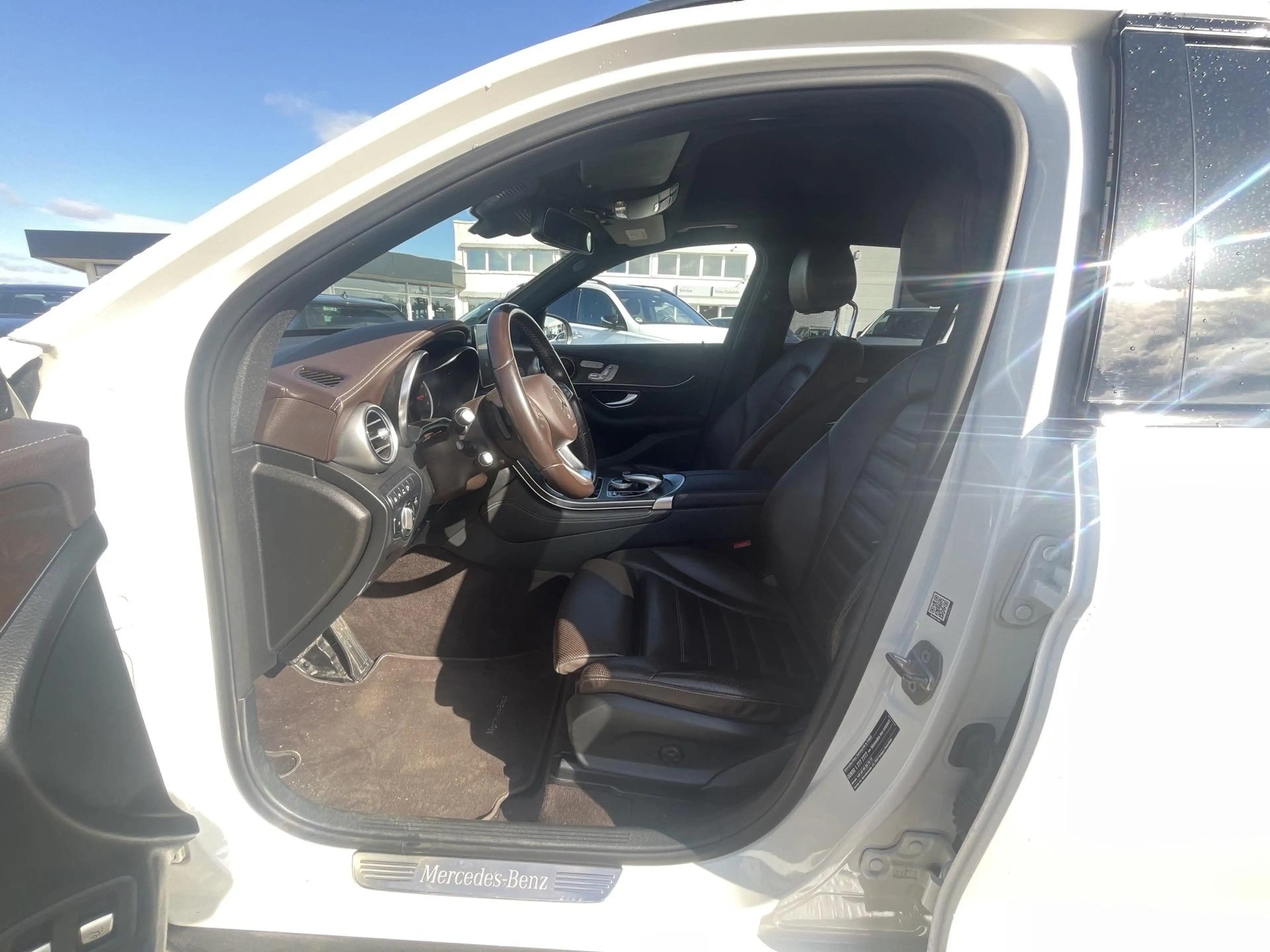 Mercedes-Benz GLC 350 e 4MATIC SUV Exclusive Line | Trekhaak | Panoramis — photo 2