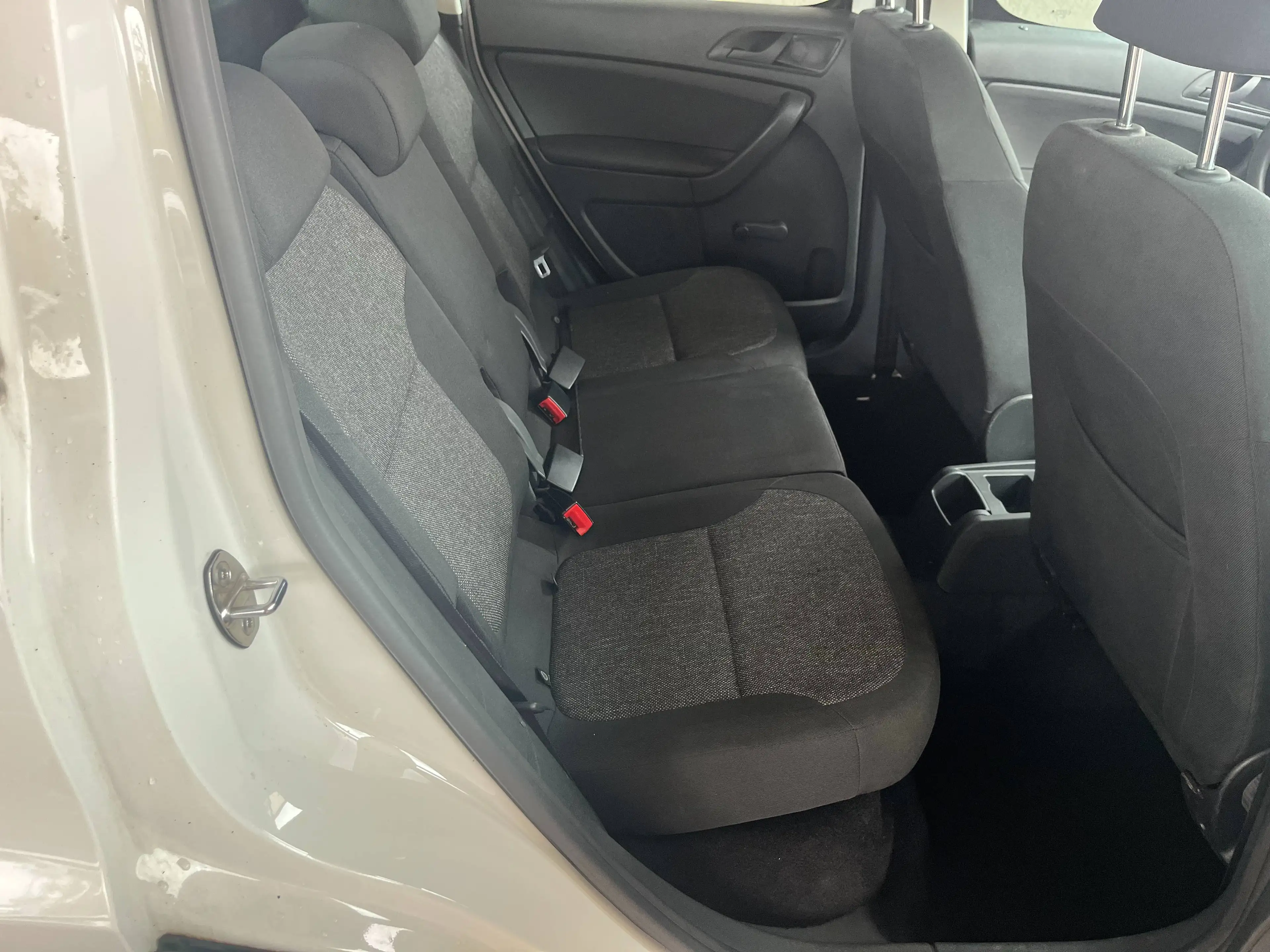 Skoda Yeti Active Outdoor 4x4 — photo 11