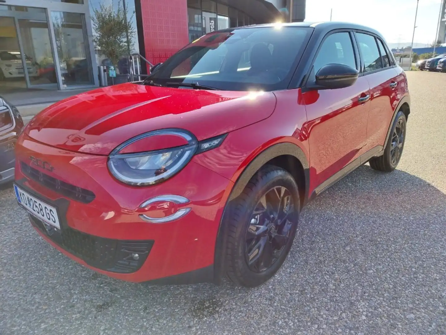 Fiat 600 Benzina ICON Rot - 1