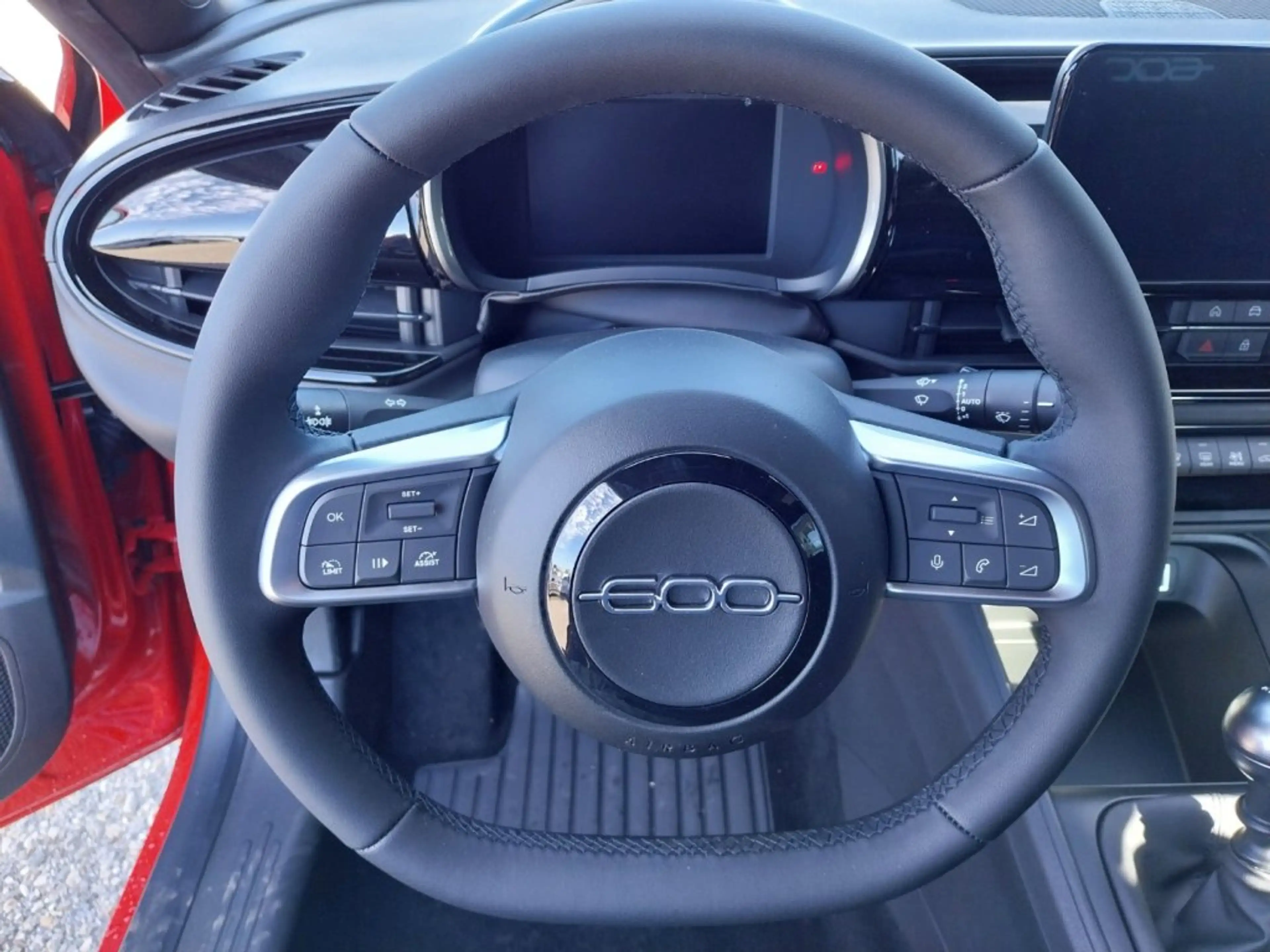 Fiat 600 Benzina ICON — photo 10