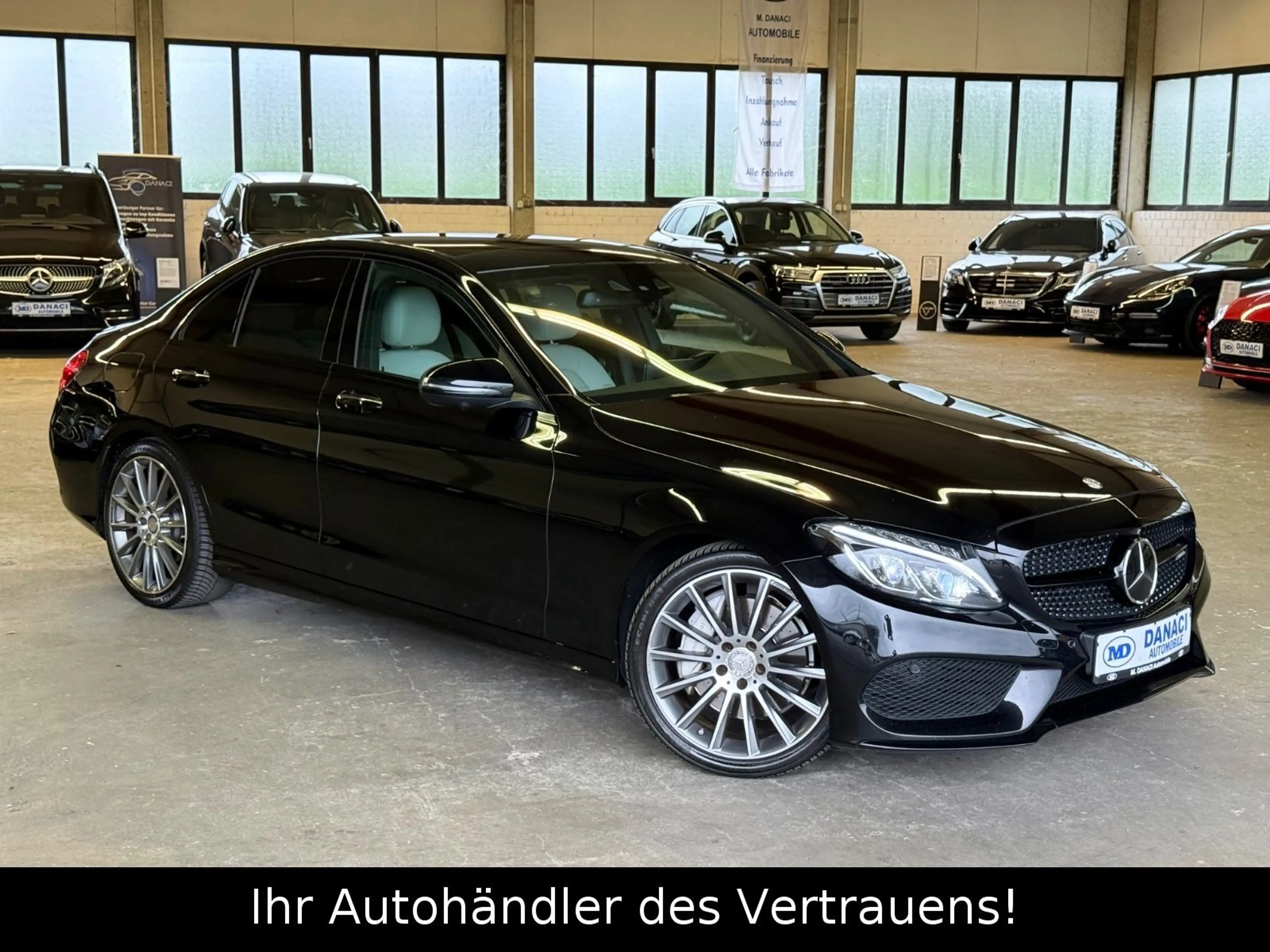Mercedes-Benz C 250 Lim. AMG-Line/360*Kam/Burmester/Pano/Distr