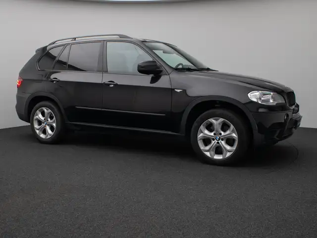 BMW X5 X5 view 4