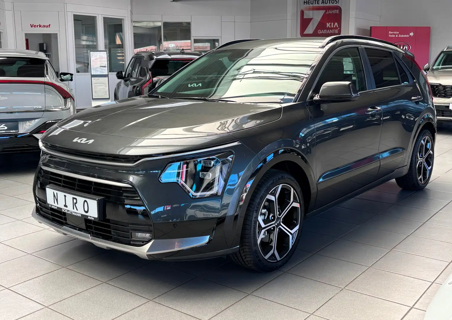 Kia Niro 1.6 Hybrid "Spirit" *Navi*RFK*SHZ*LHZ* Grau - 2