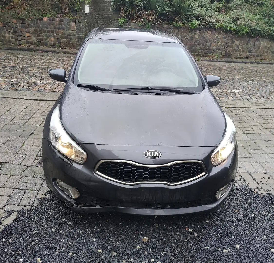 Kia Ceed / cee'd 1.6 CRDi 115 Dream-Team Edition - 1