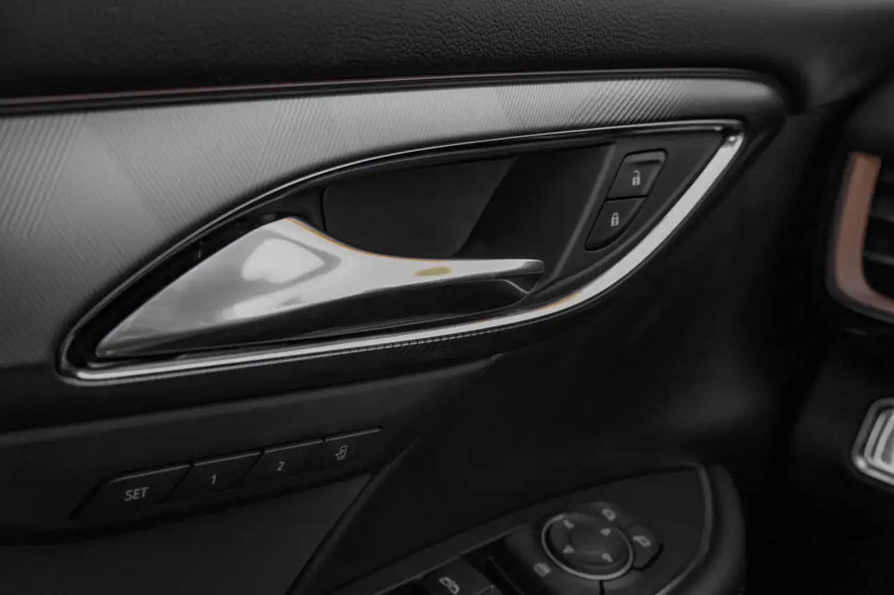 Buick Envision снимка Buick Envision