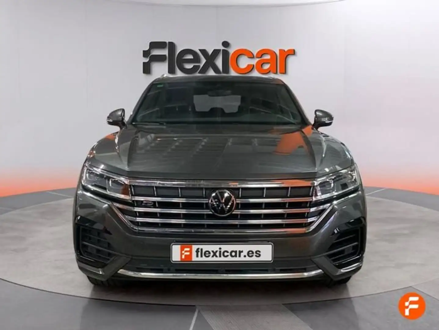 Volkswagen Touareg Prem Eleg 3.0 V6 TDI 210kW Tip 4M Gris - 2