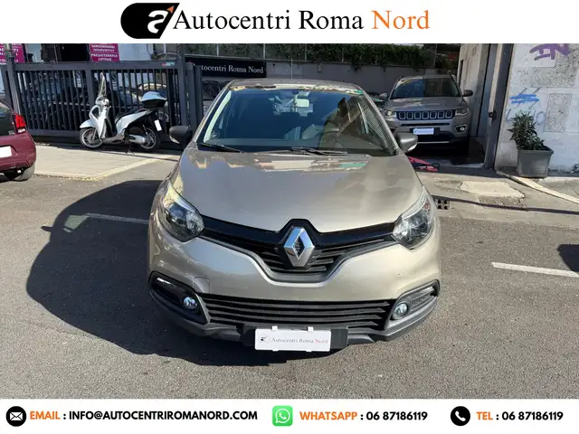Renault Captur view 2