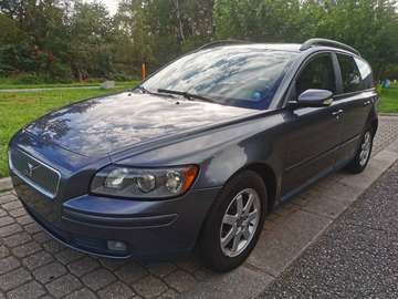 V50 1.6 Turbo - D Momentum