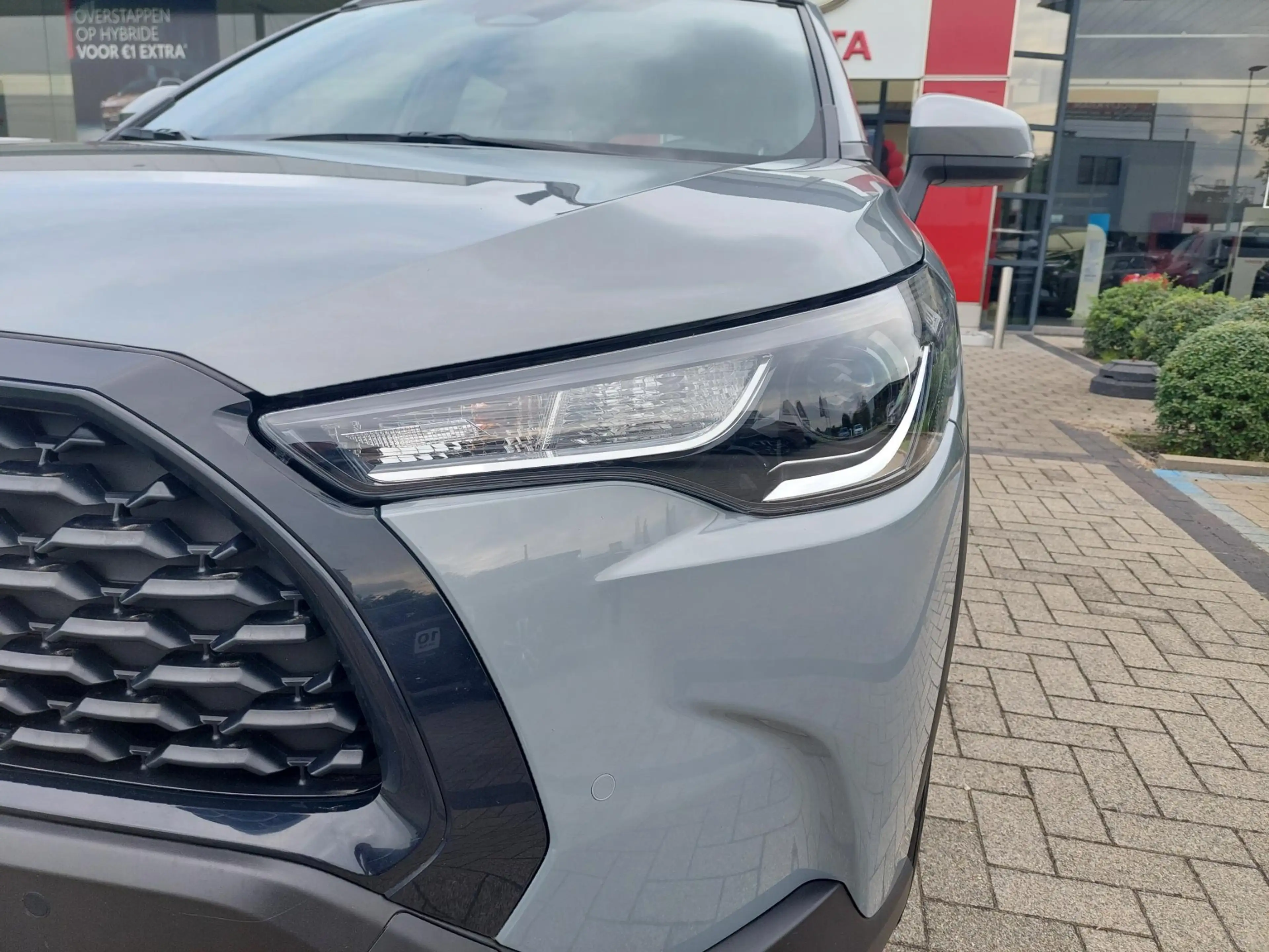 Toyota Corolla Cross 1.8 Hybrid 140 pk Dynamic e-CVT — photo 12
