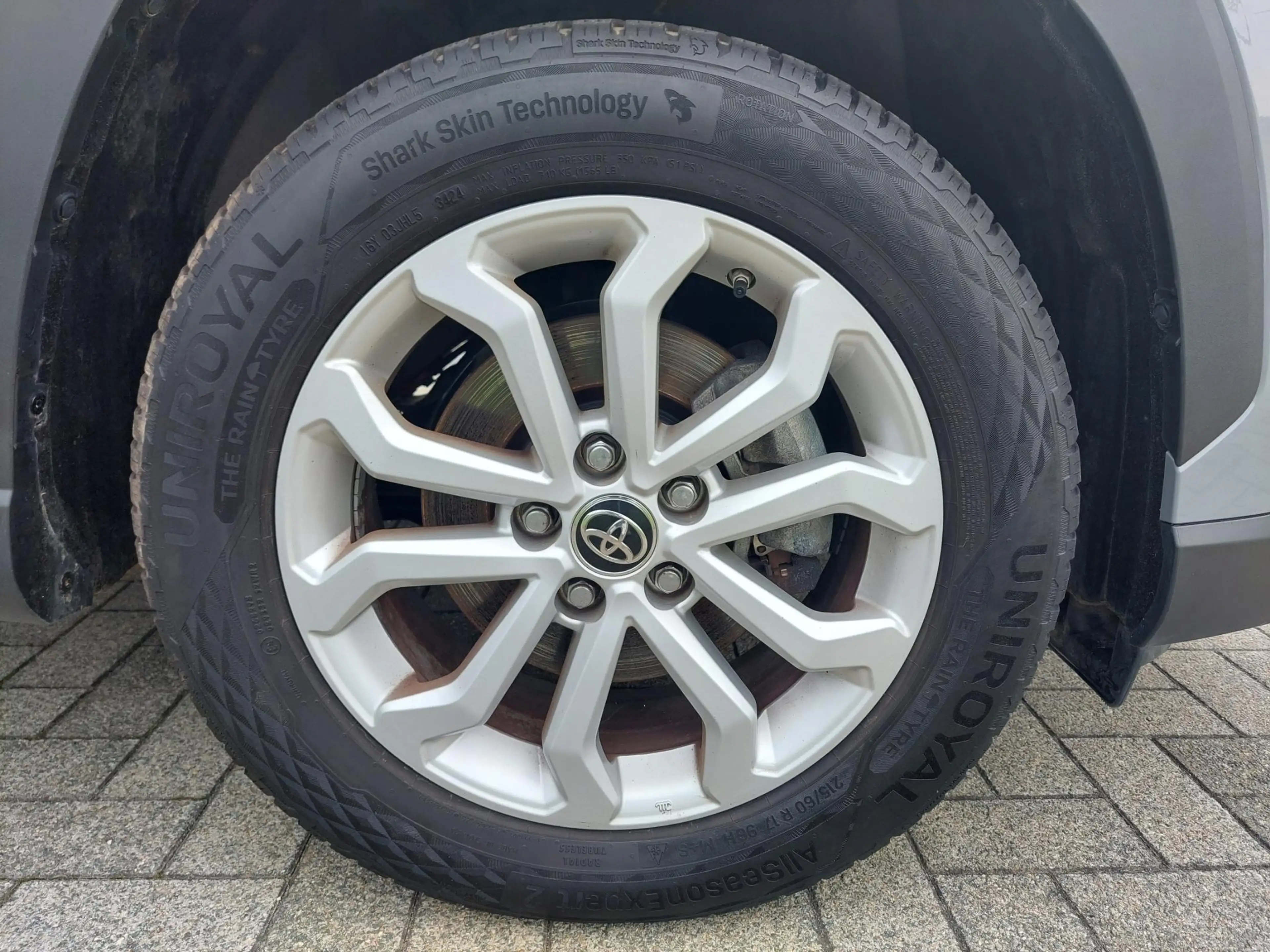 Toyota Corolla Cross 1.8 Hybrid 140 pk Dynamic e-CVT — photo 11