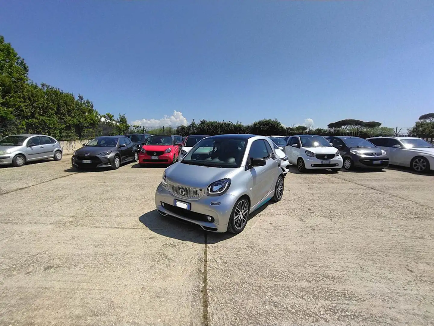 smart forTwo EQ 41KW BRABUS STYLE 56cv TETTO PANORAMA NAVI Gris - 1