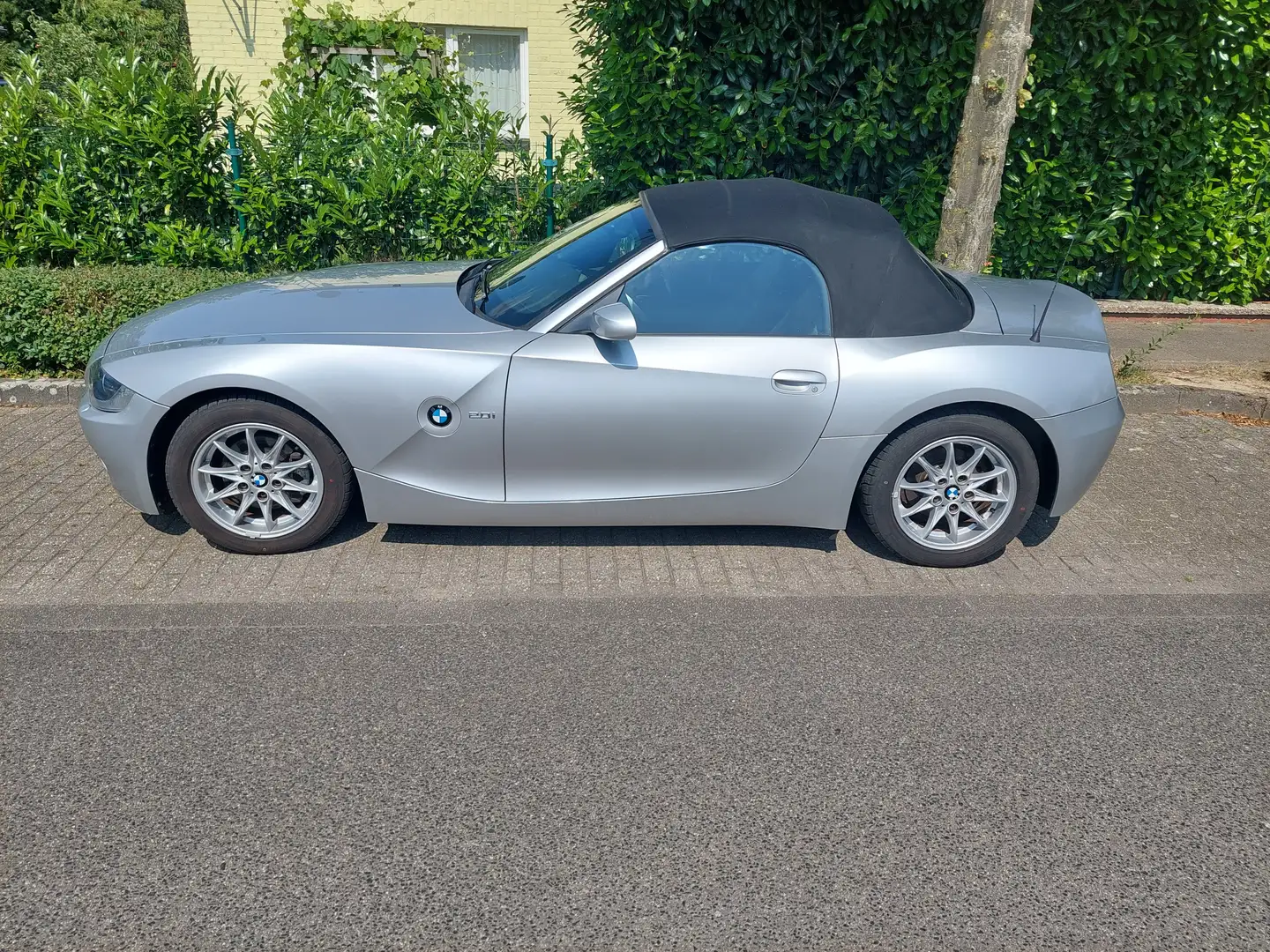 BMW Z4 Z4 roadster 2.0i Silber - 2