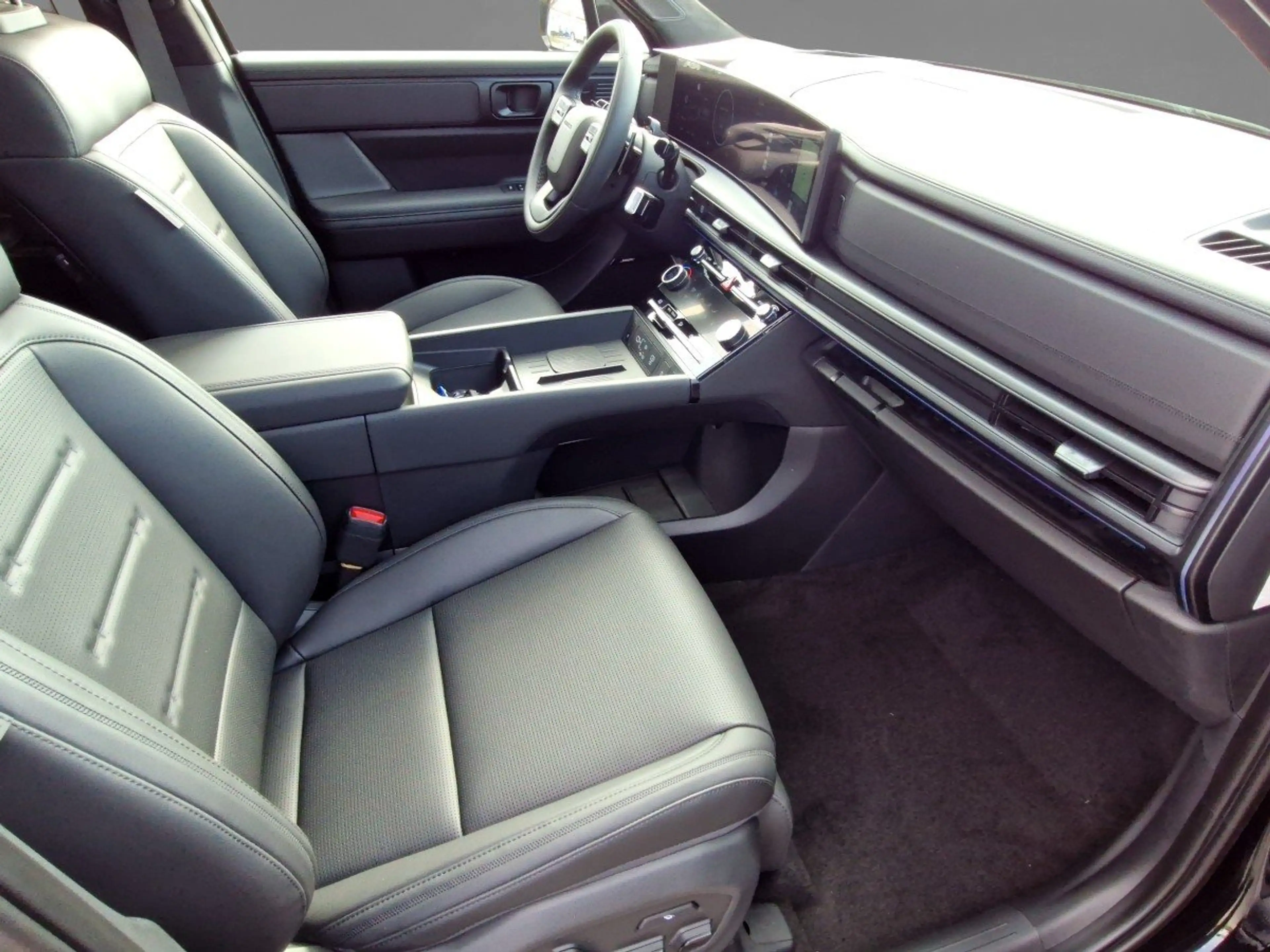 Hyundai SANTA FE HEV 1.6 T-GDI Blackline BOSE|ALLRAD — photo 12