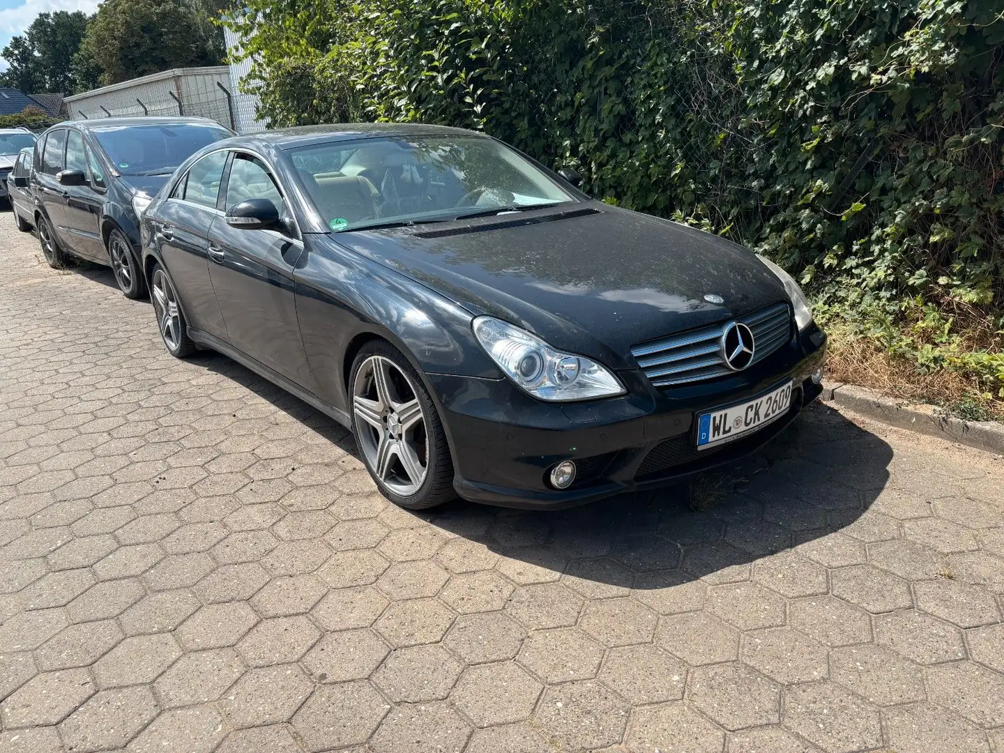 Mercedes-Benz CLS 350 CGI*AUTOMATIK*NAVI*LEDER (BEIGE)*XENON* Zwart - 2